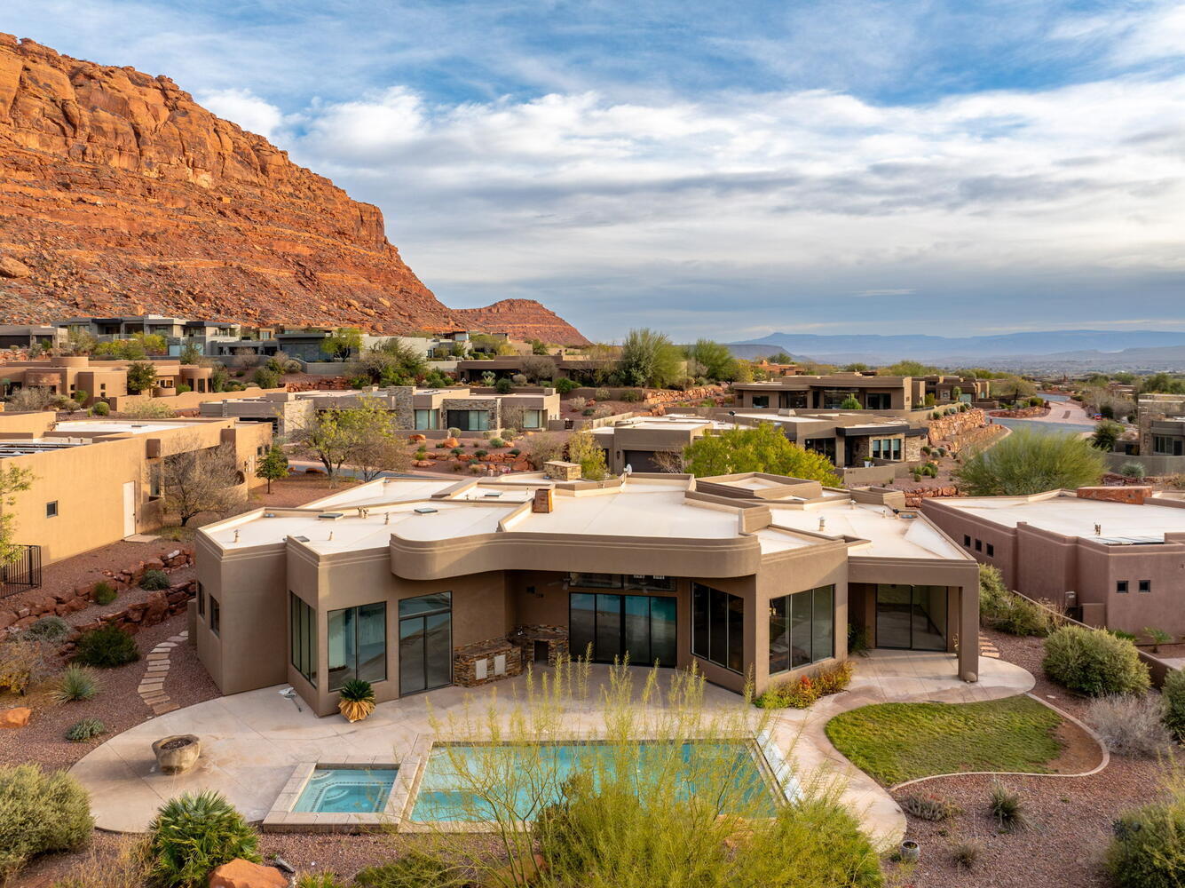 CLIFFS OF SNOW CANYON - Residential
