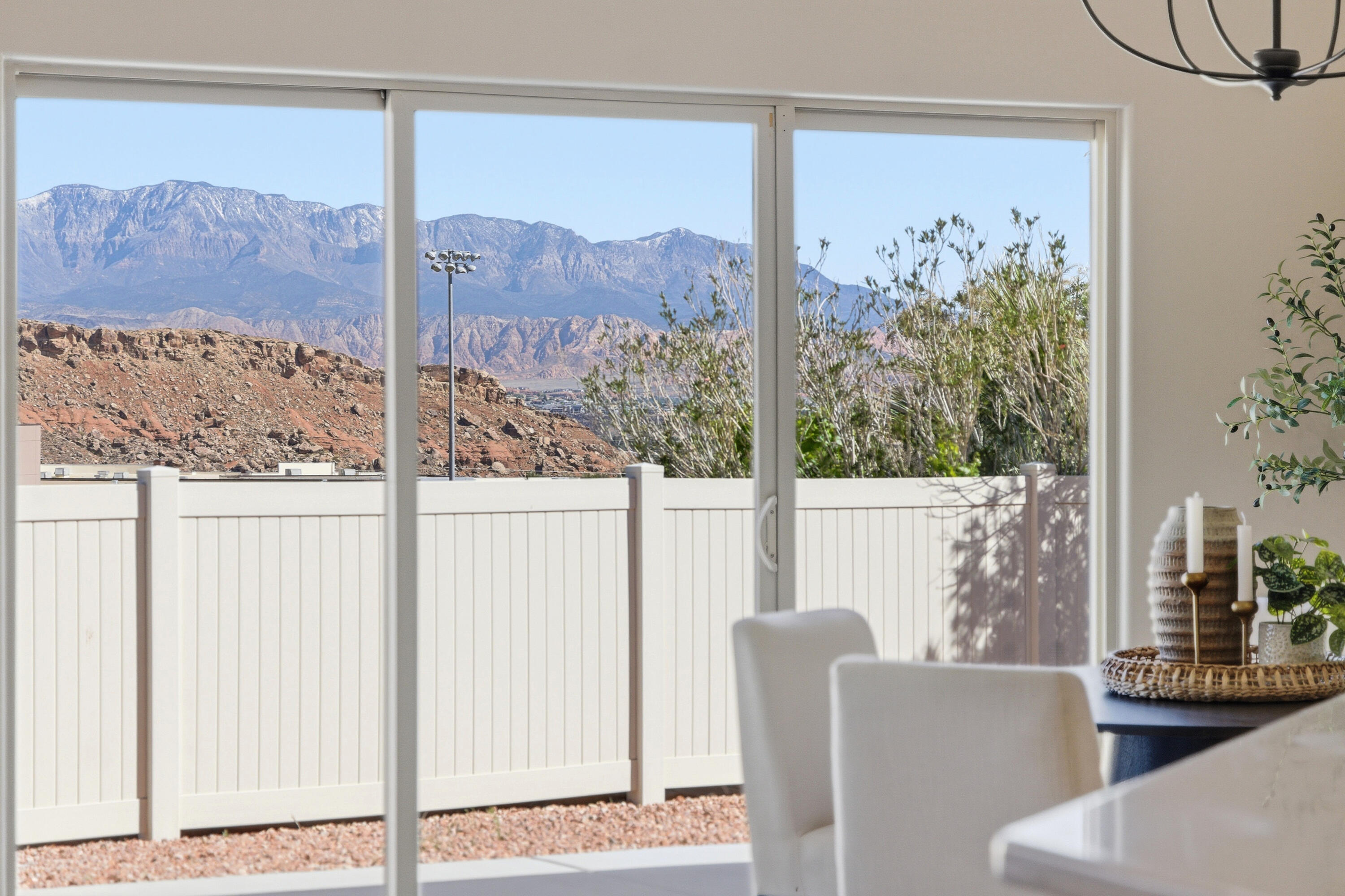 DESERT HILLS - Residential