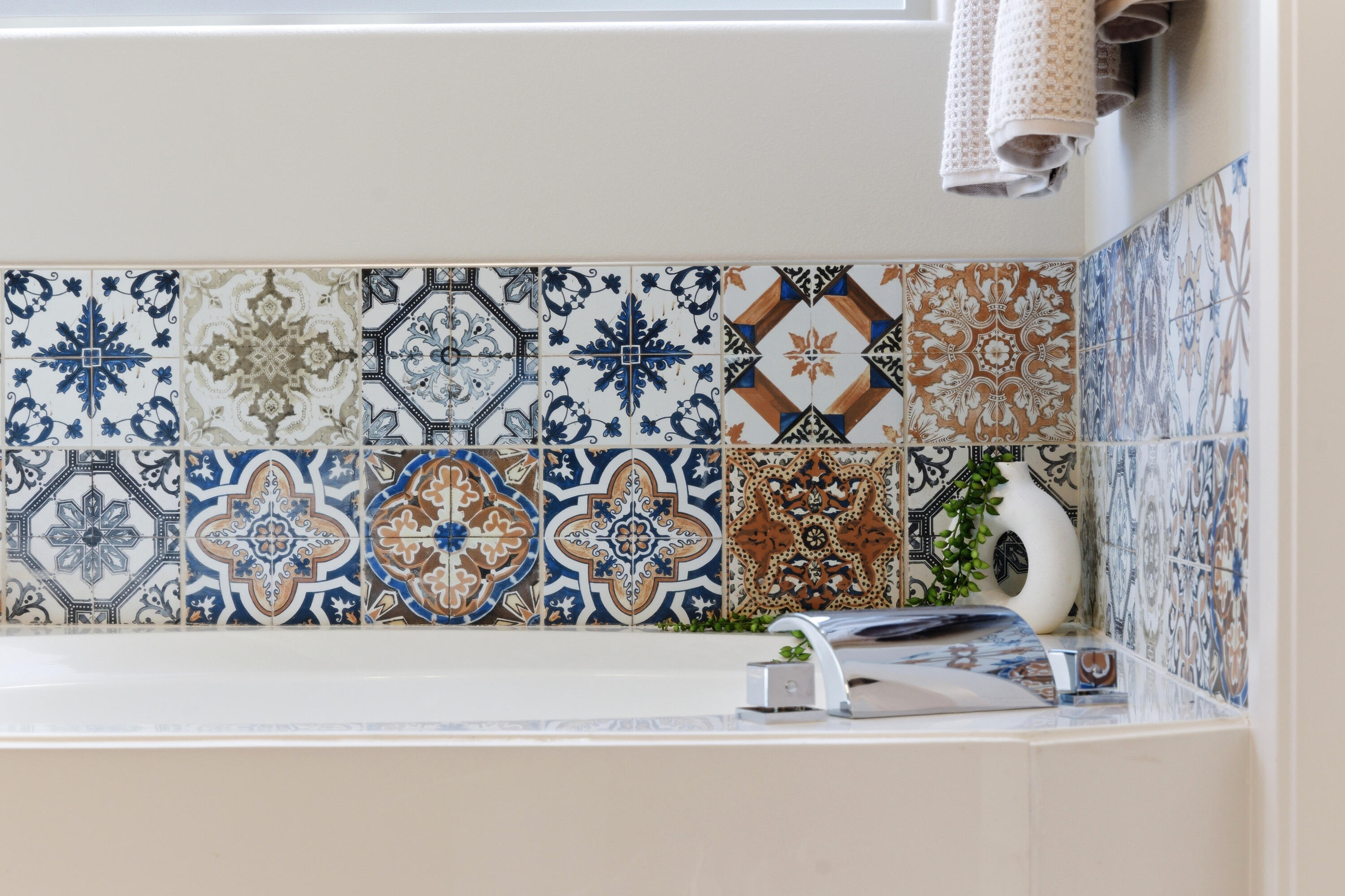 DESERT HILLS - Residential