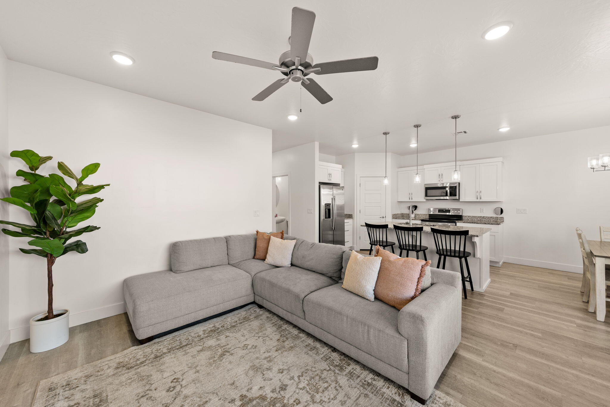 RED TRAILS SUNRISE VALLEY - Residential