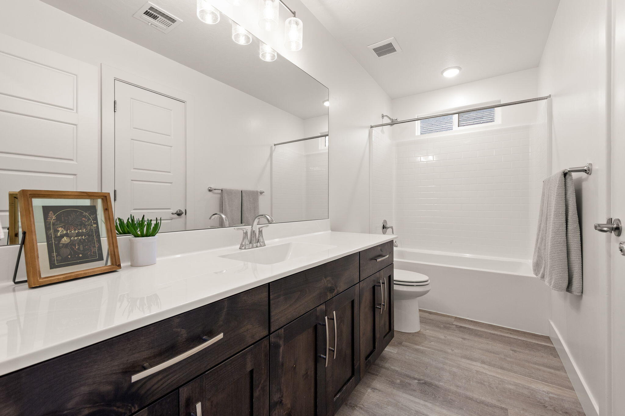 RED TRAILS SUNRISE VALLEY - Residential