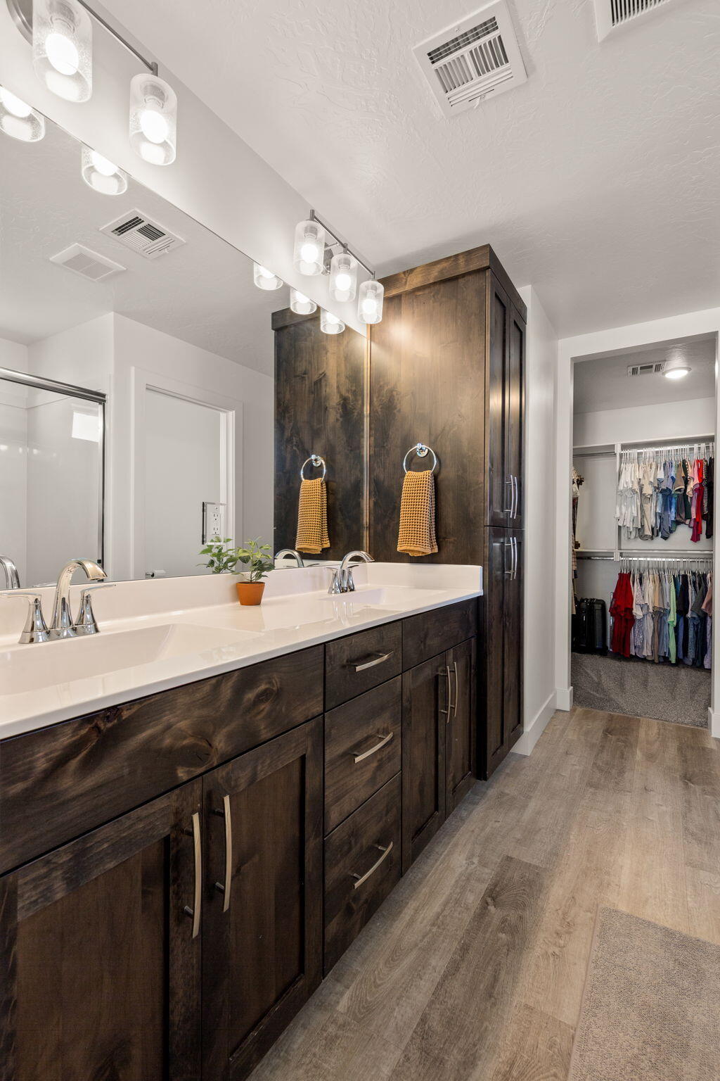 RED TRAILS SUNRISE VALLEY - Residential