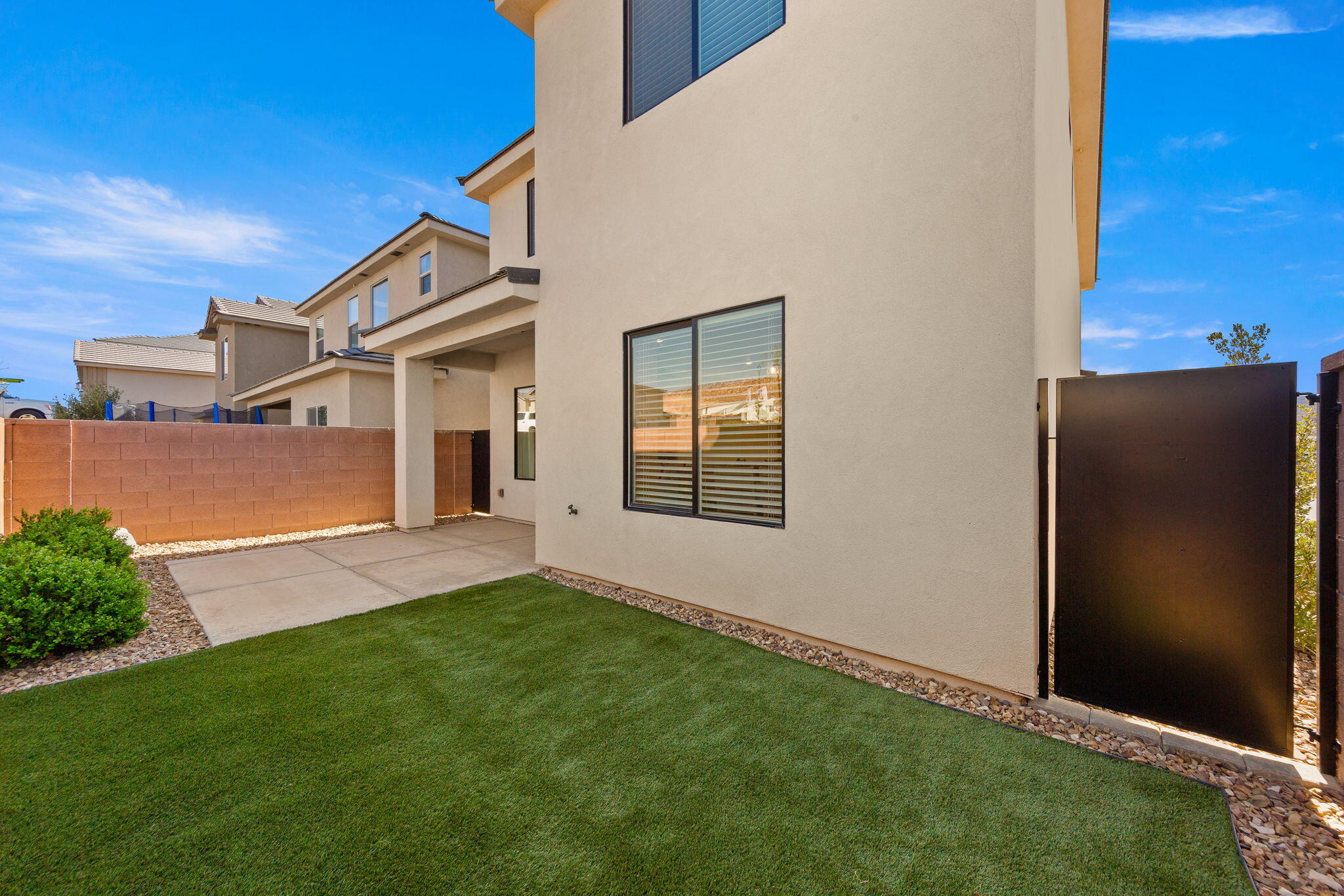 RED TRAILS SUNRISE VALLEY - Residential