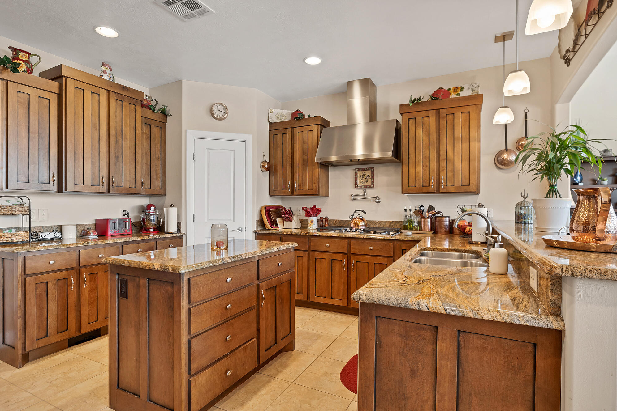 SILVER FALLS AT WASHINGTON BENCH - Residential