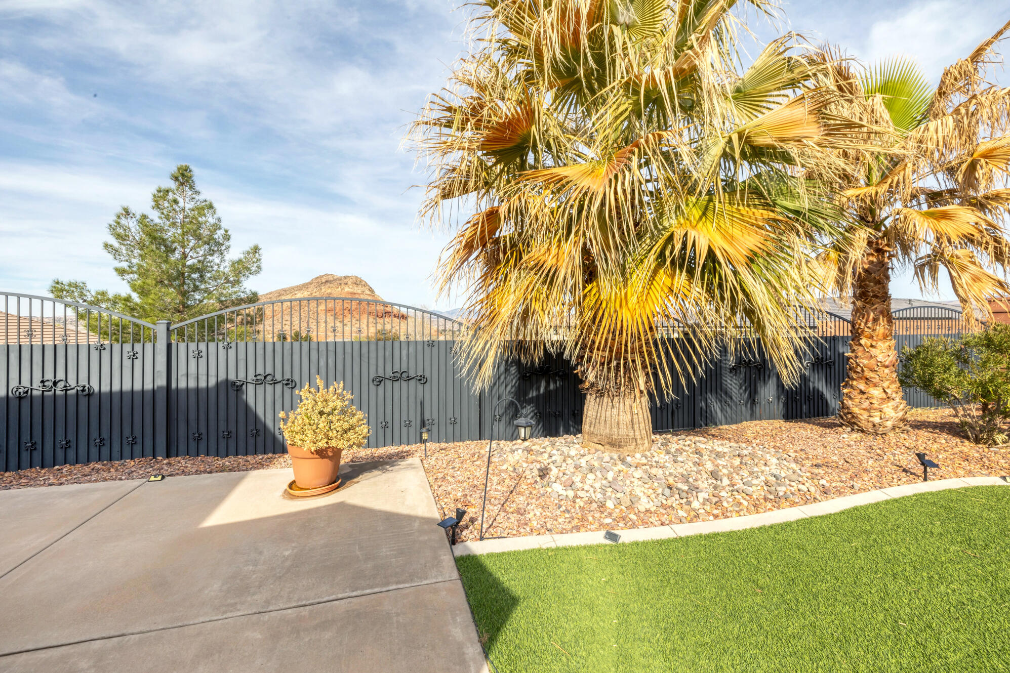 SILVER FALLS AT WASHINGTON BENCH - Residential