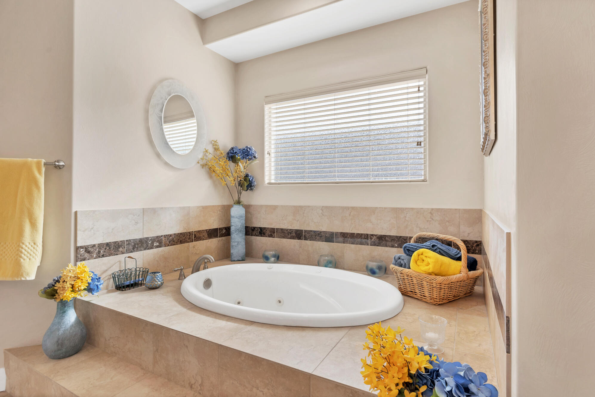 SILVER FALLS AT WASHINGTON BENCH - Residential