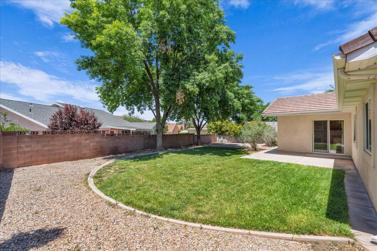 BLOOMINGTON HILLS - Residential