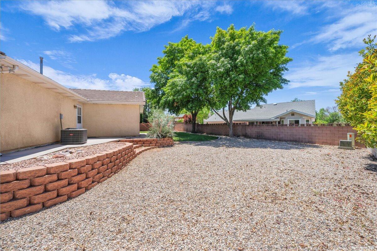 BLOOMINGTON HILLS - Residential