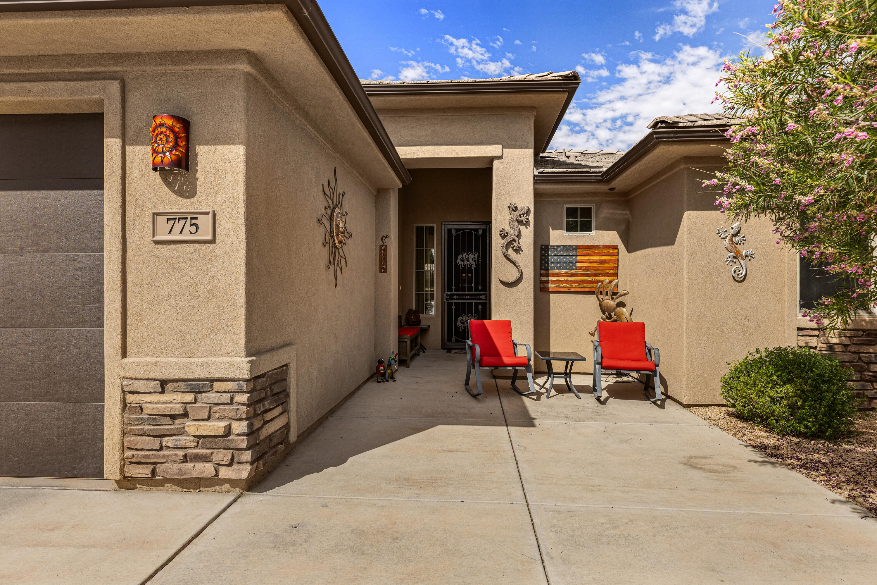 PEREGRINE POINTE - Residential