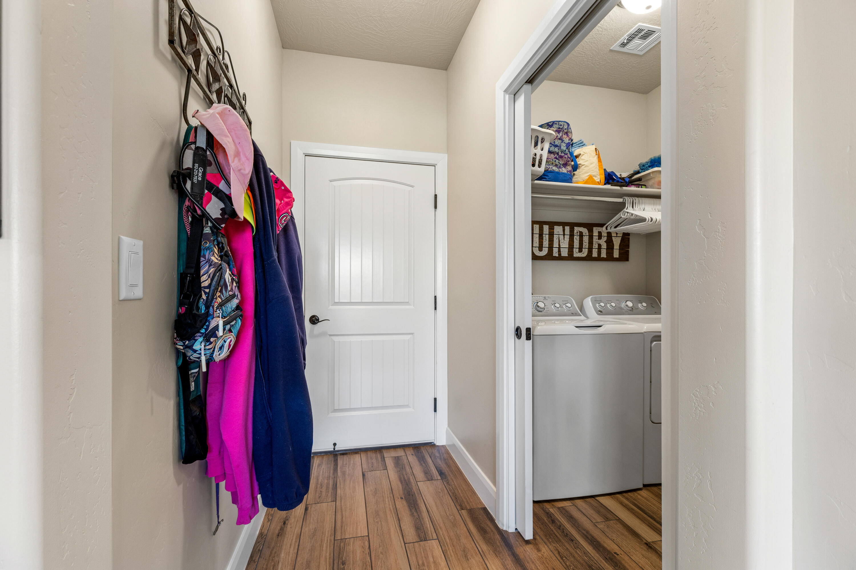 PEREGRINE POINTE - Residential