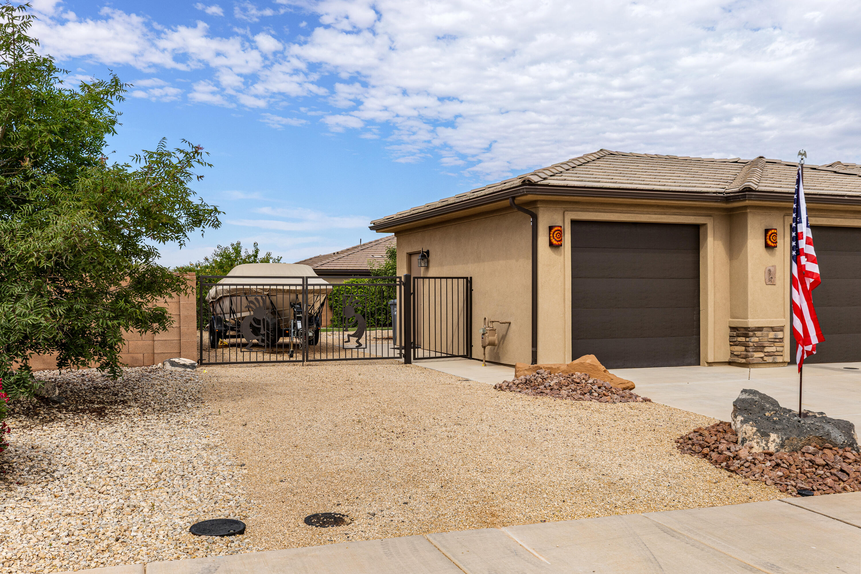 PEREGRINE POINTE - Residential