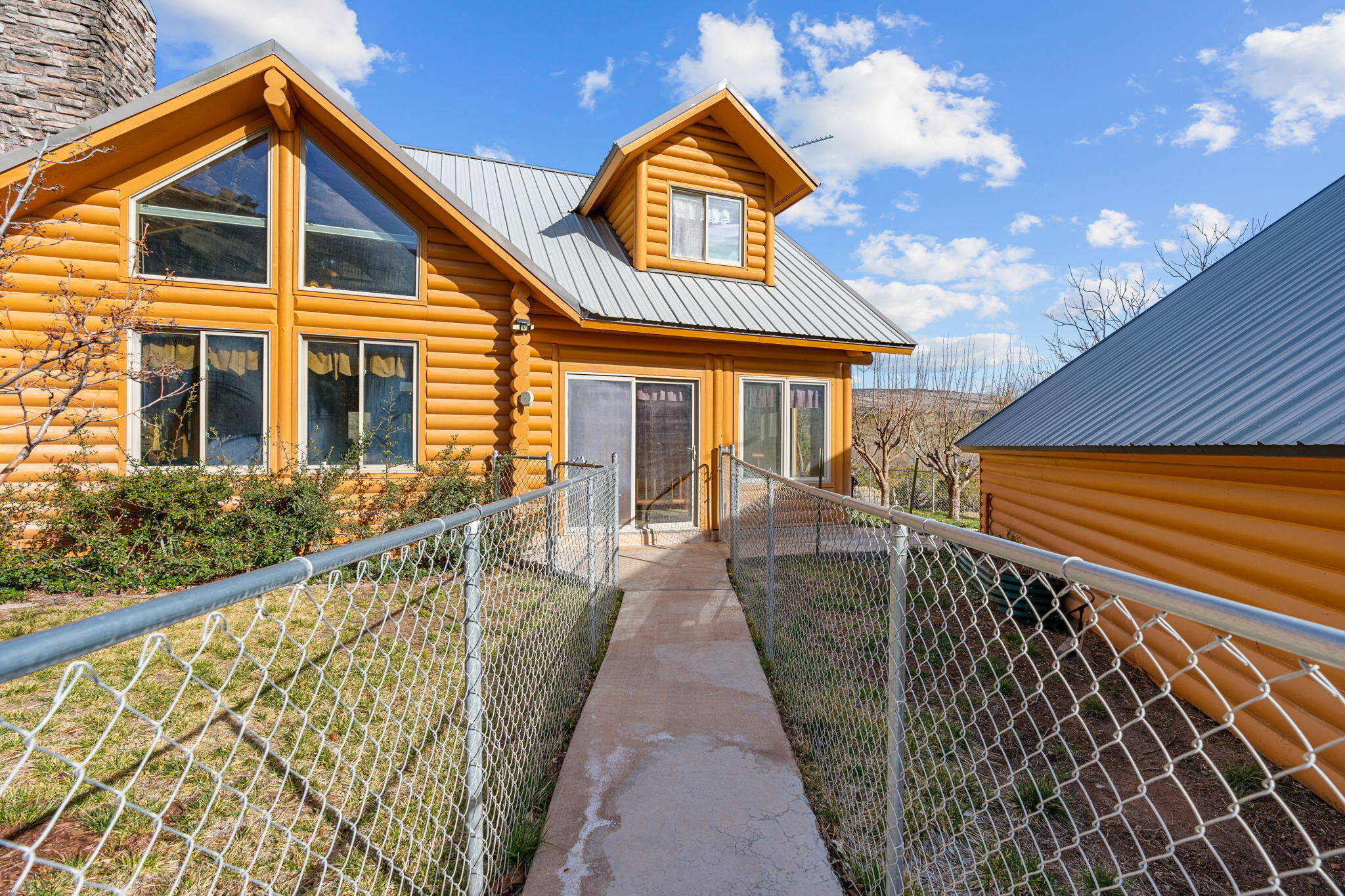 BROOKSIDE ESTATES - Residential