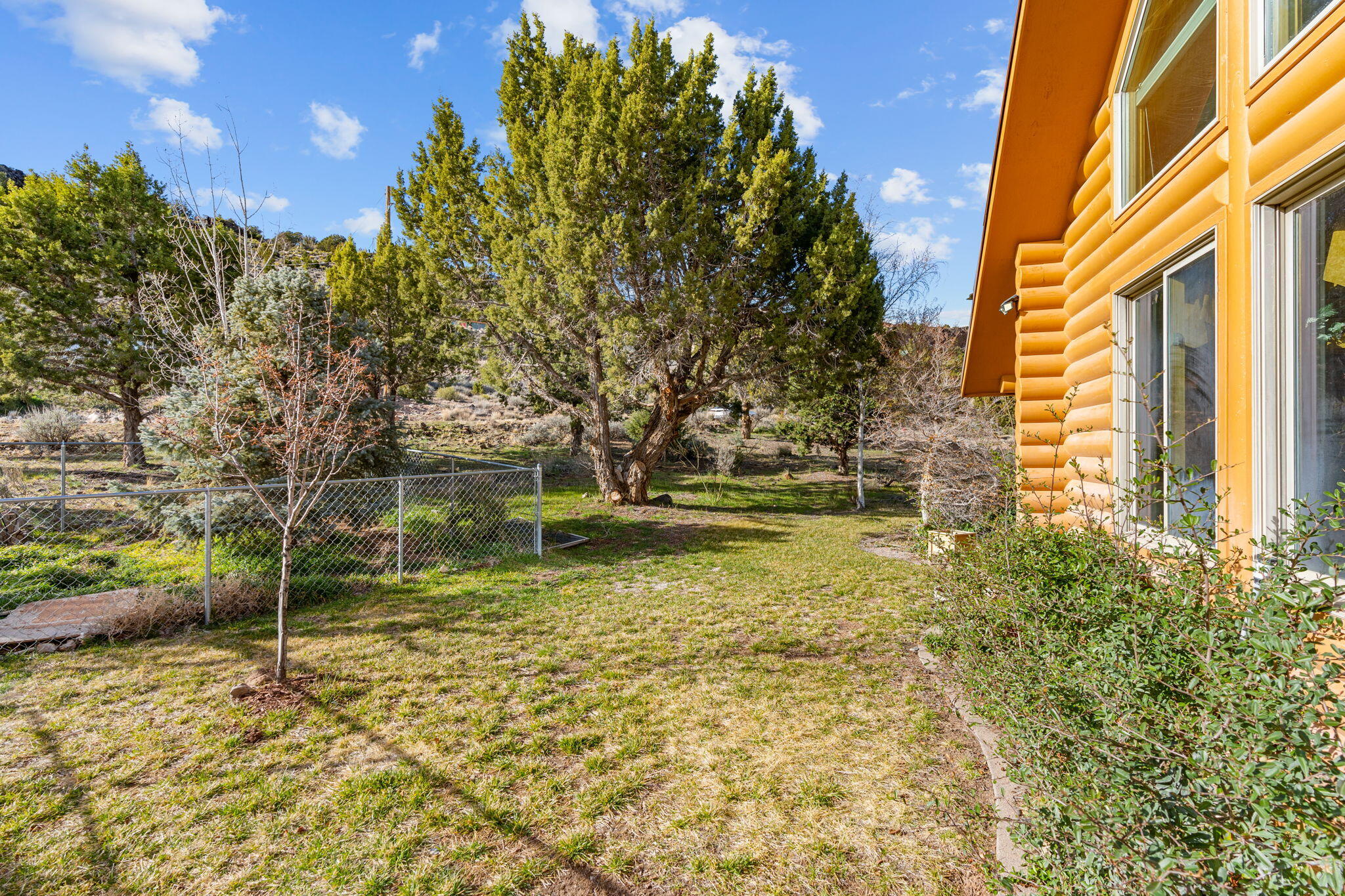 BROOKSIDE ESTATES - Residential