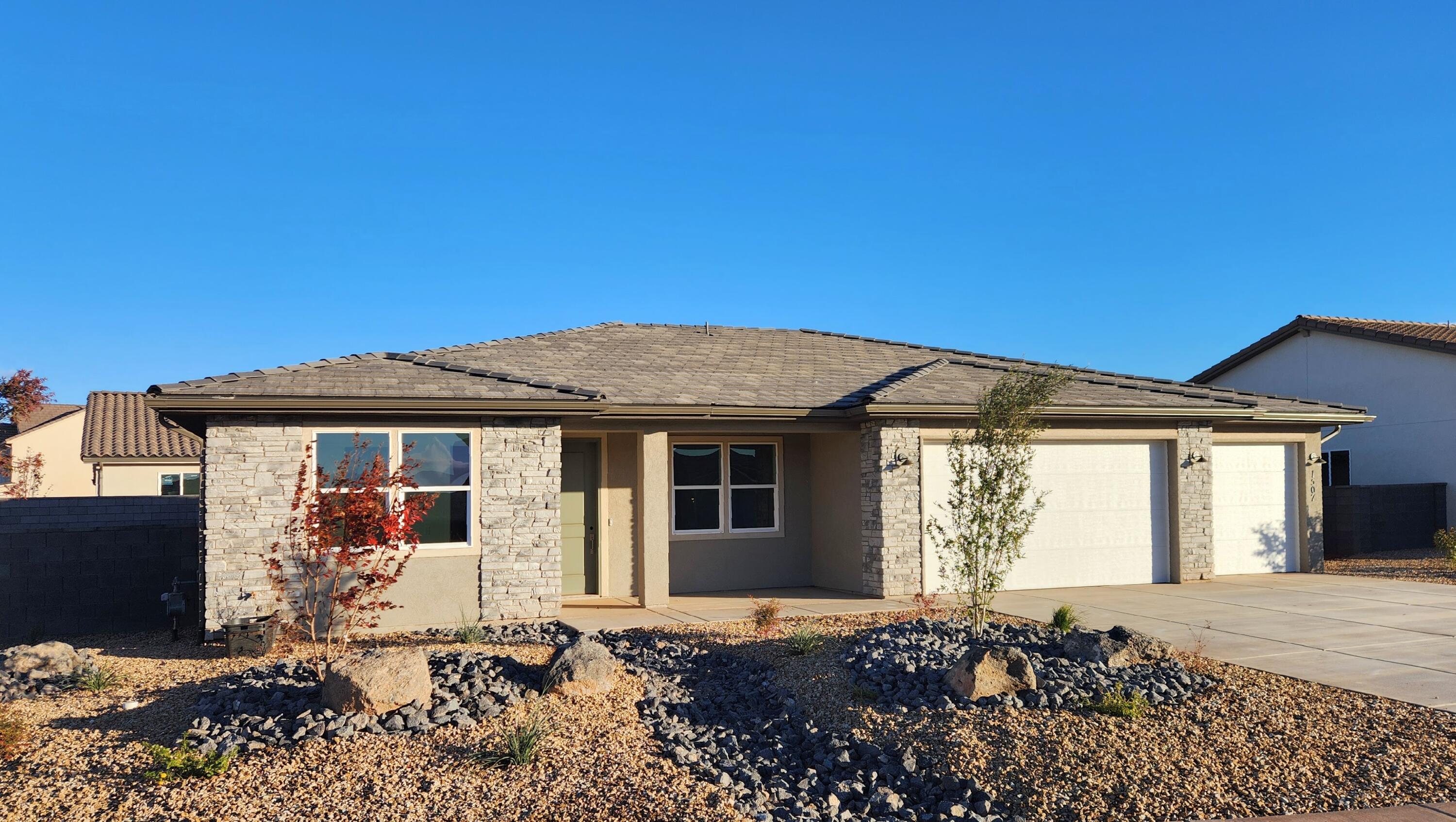 RED SLATE ESTATES - Residential