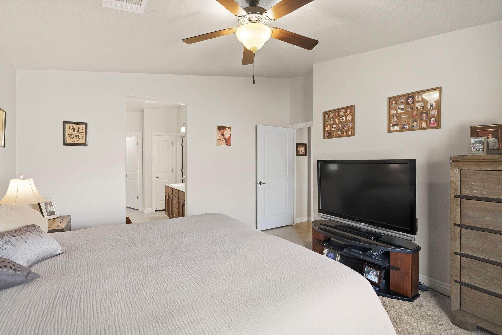 SUGAR PLUM IN THE FIELDS - Residential