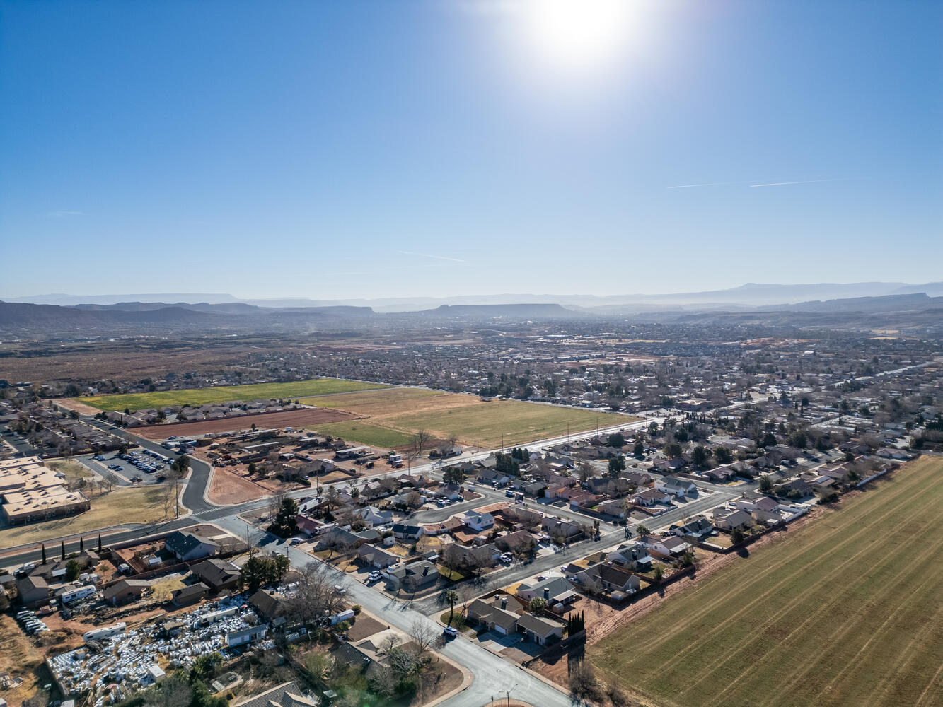 ROUNDY RANCHES - Residential