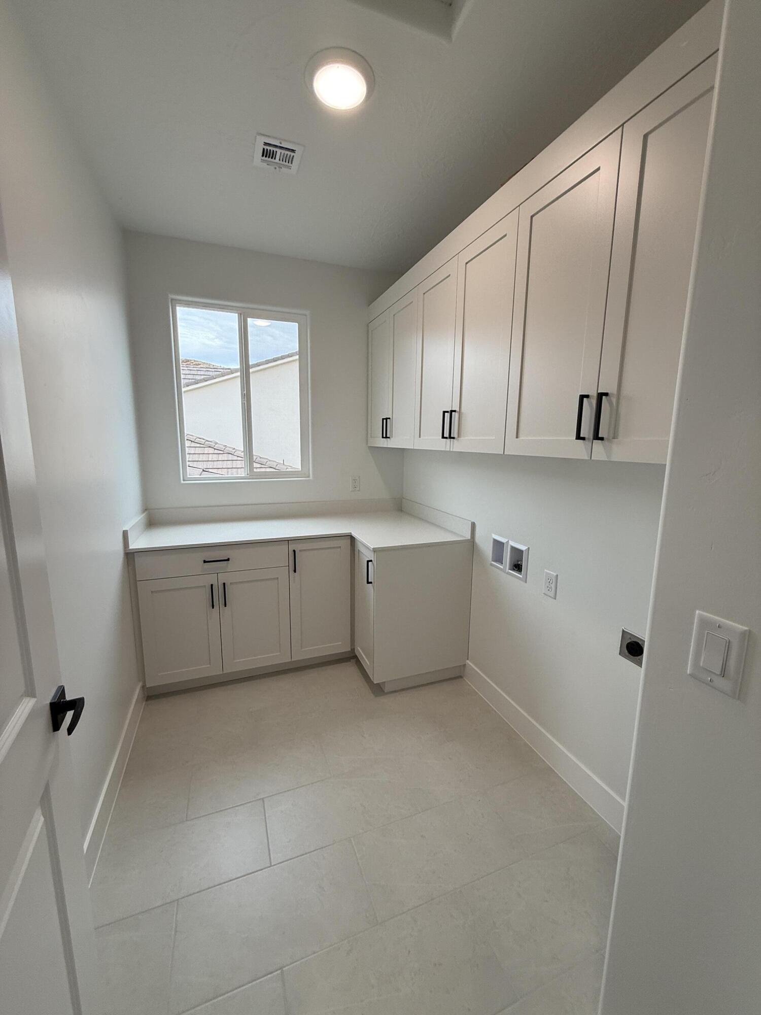 DESERT RESERVE - Residential