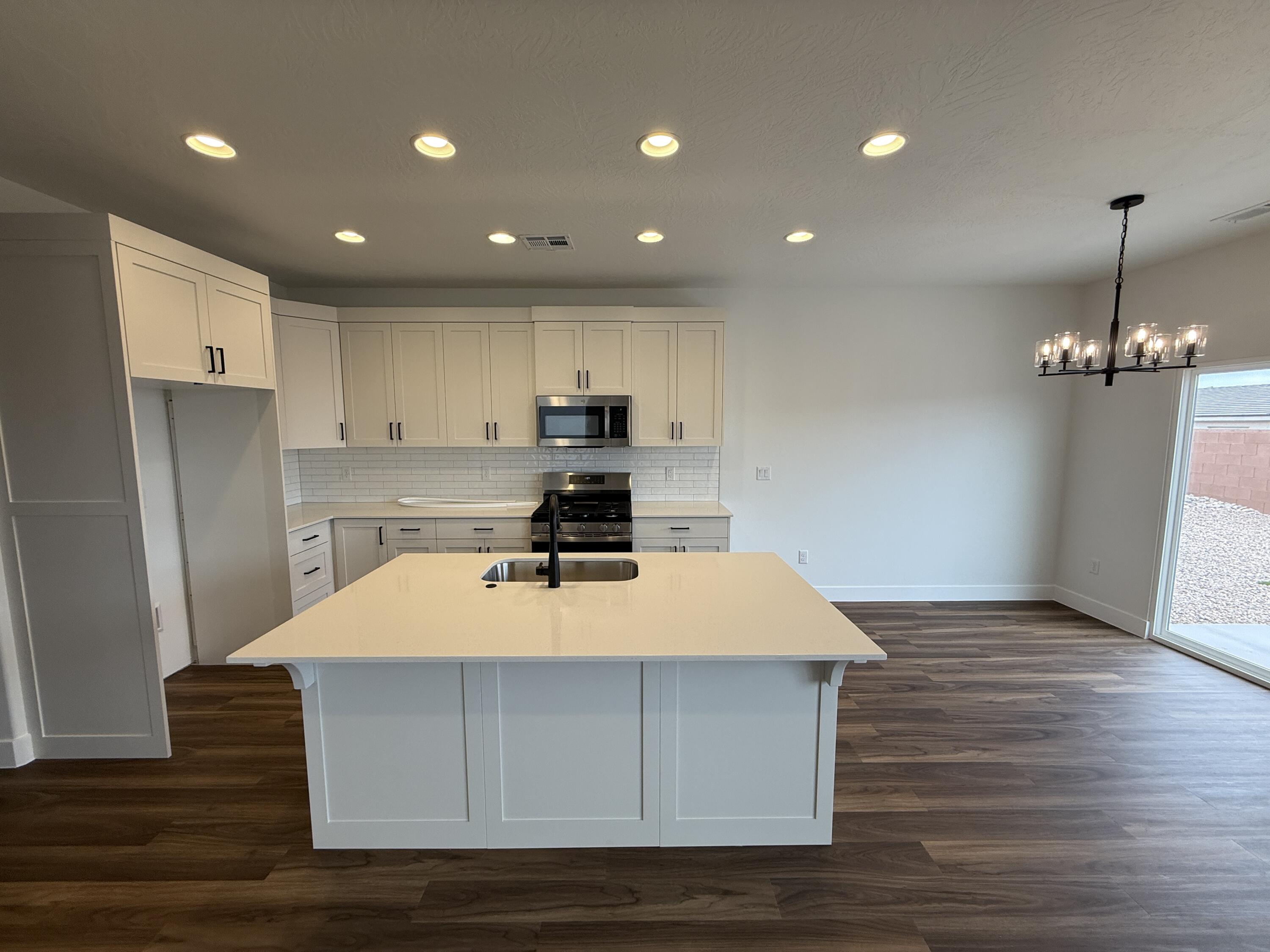 DESERT RESERVE - Residential