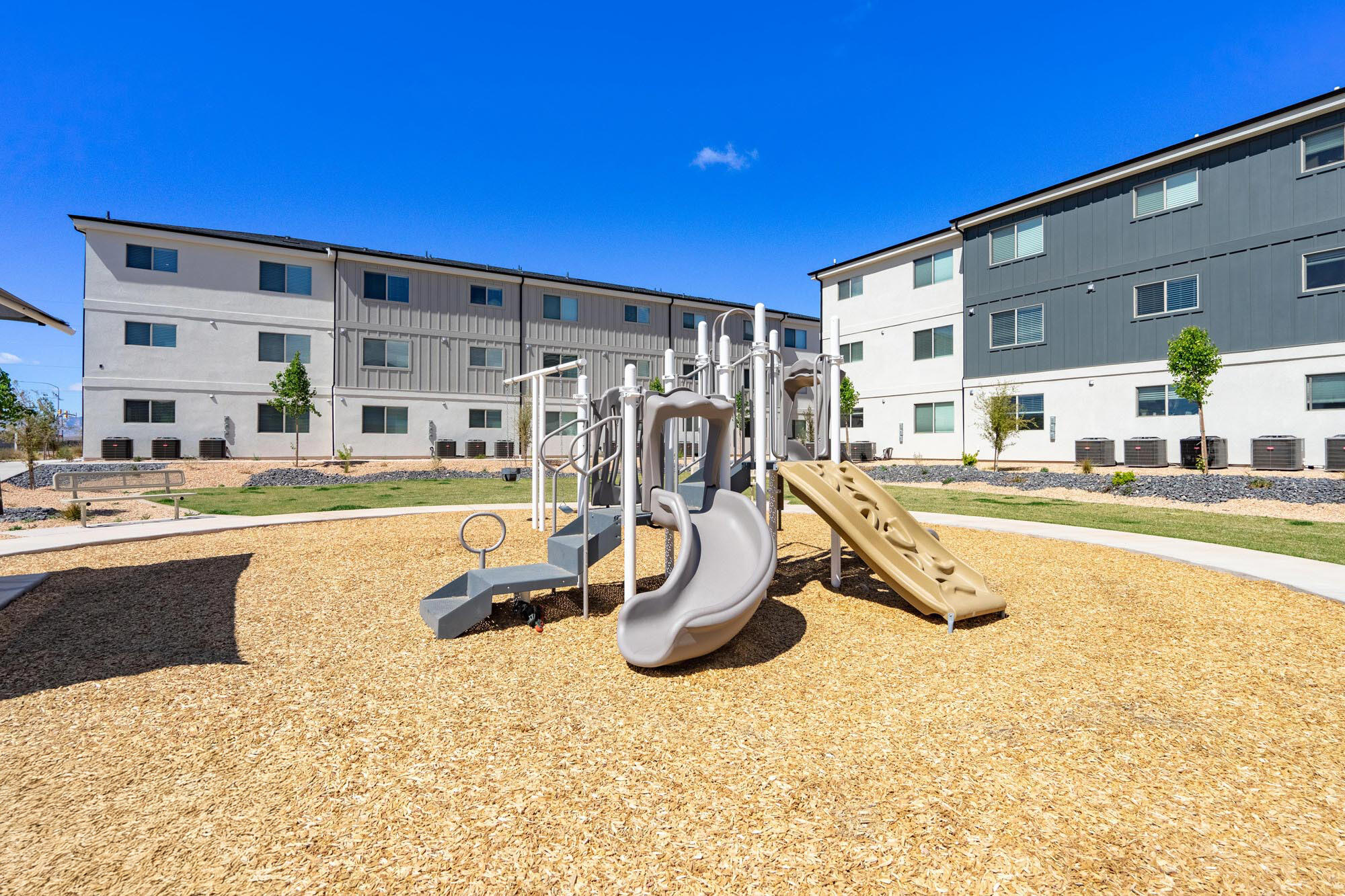 RED VISTA CONDO - Residential