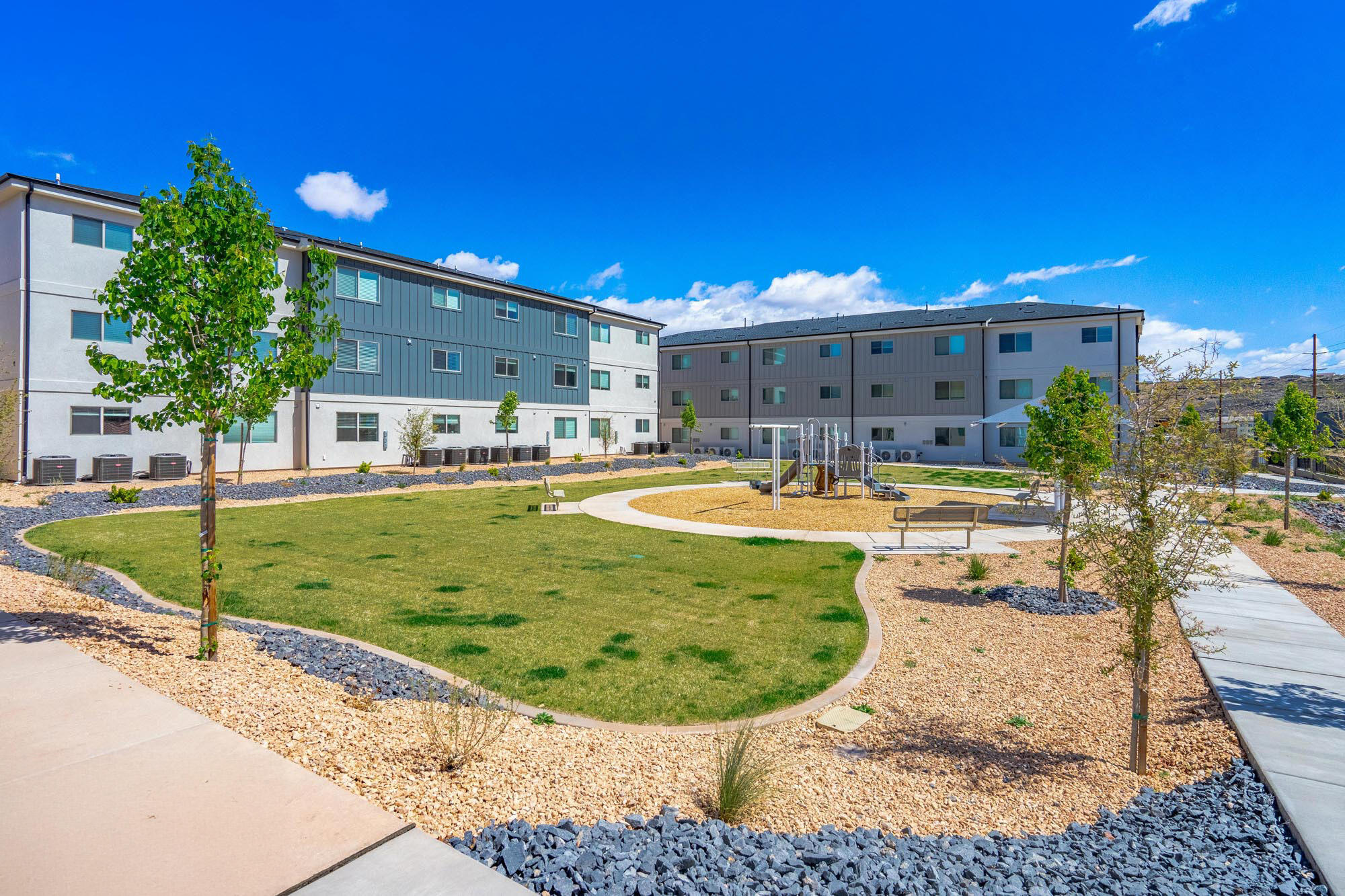 RED VISTA CONDO - Residential