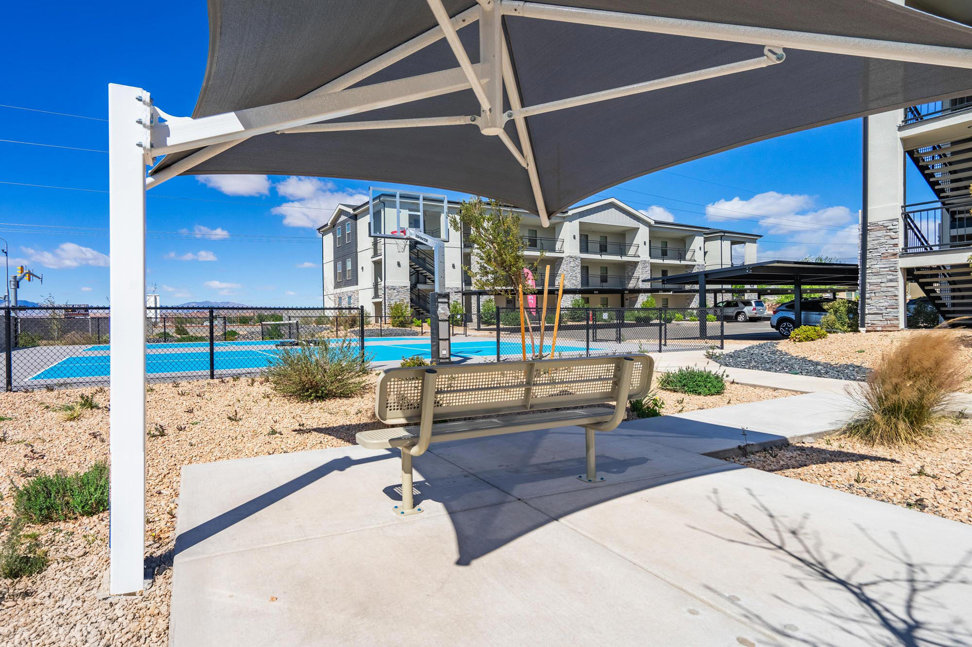 RED VISTA CONDO - Residential