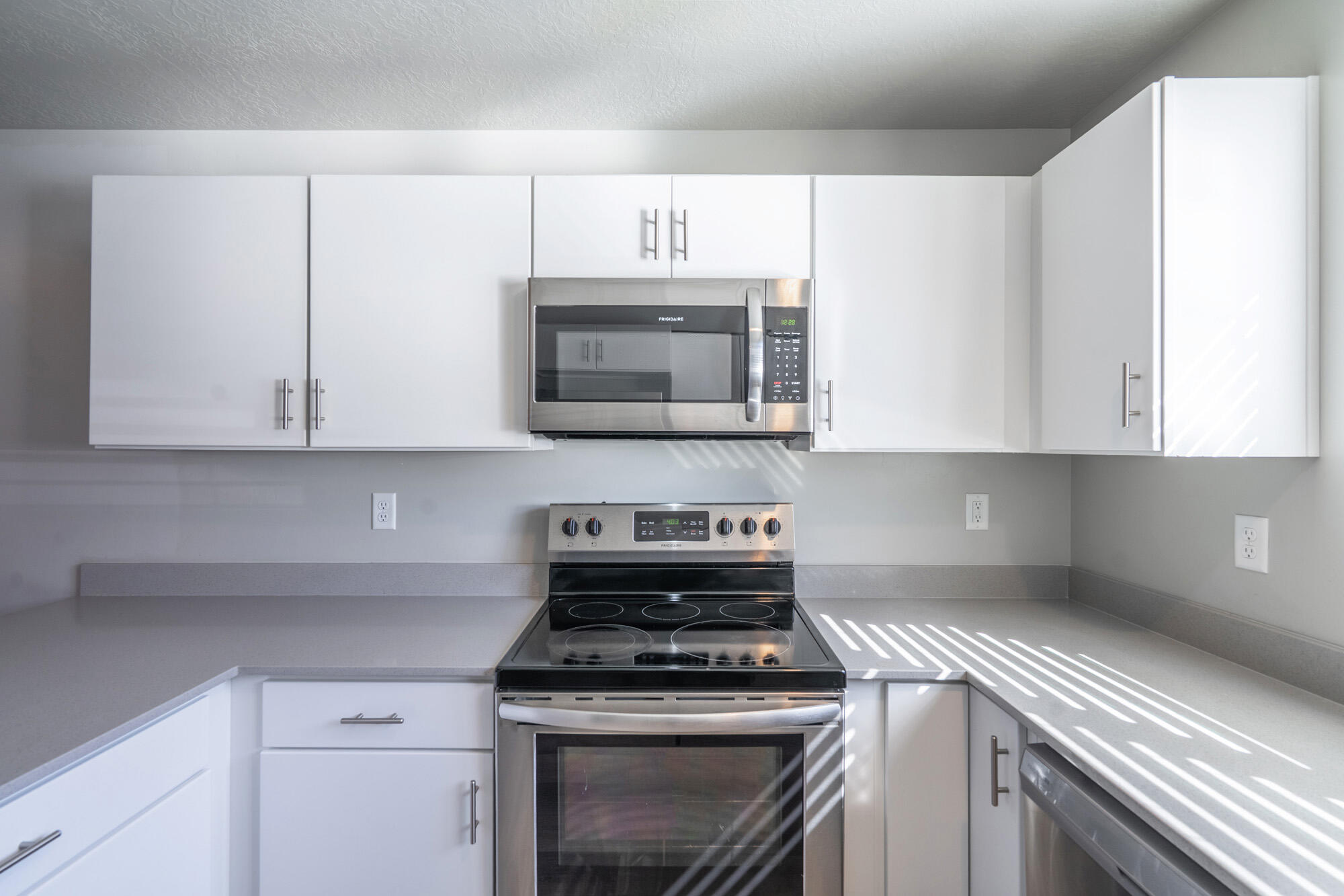 RED VISTA CONDO - Residential