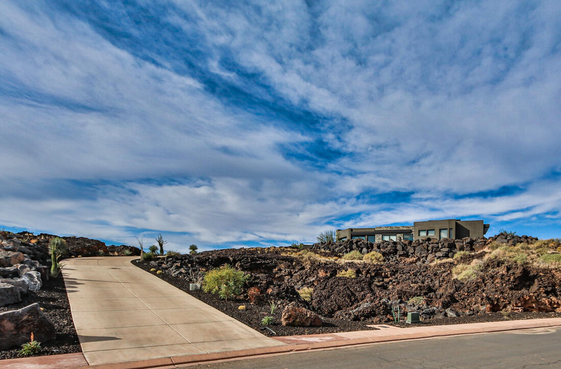 ENTRADA AT SNOW CANYON CHACO WEST - Residential