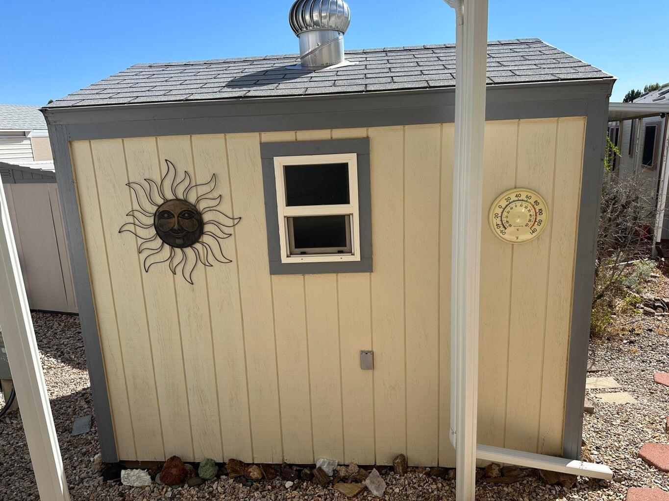 DIXIE DOWNS RV RESORT - Residential