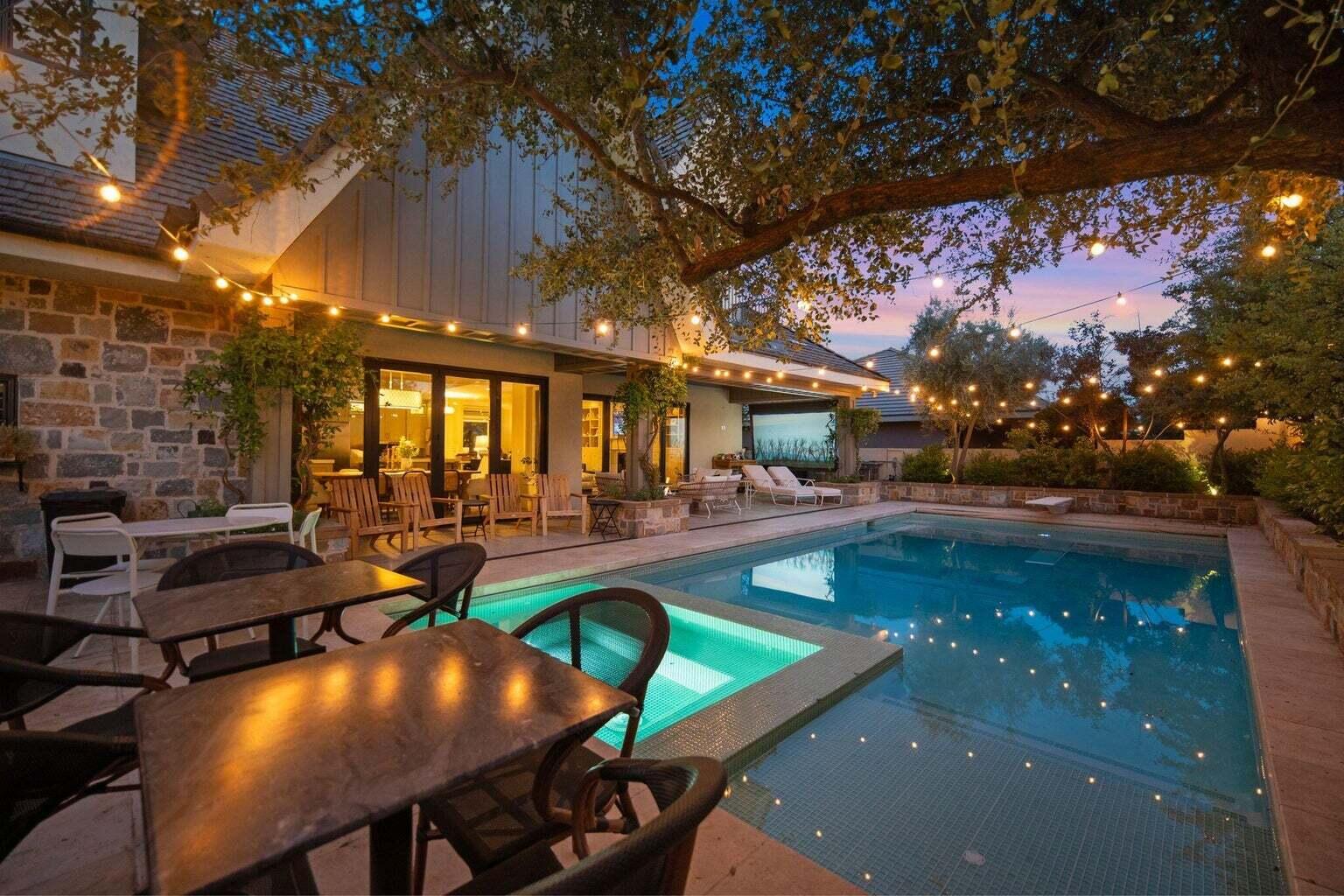 VINEYARDS - Residential