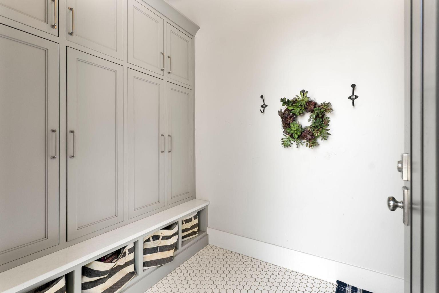 VINEYARDS - Residential