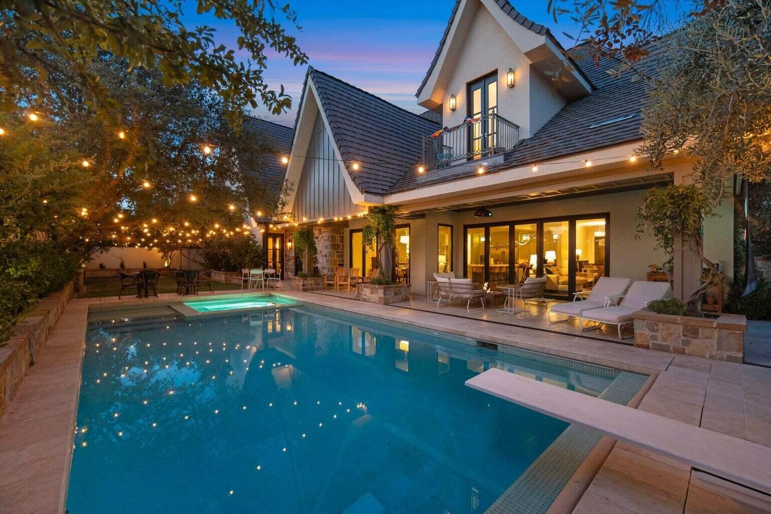 VINEYARDS - Residential