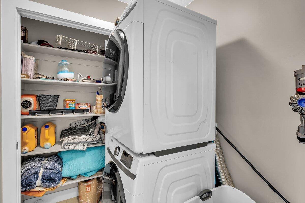 DESERT HILLS - Residential