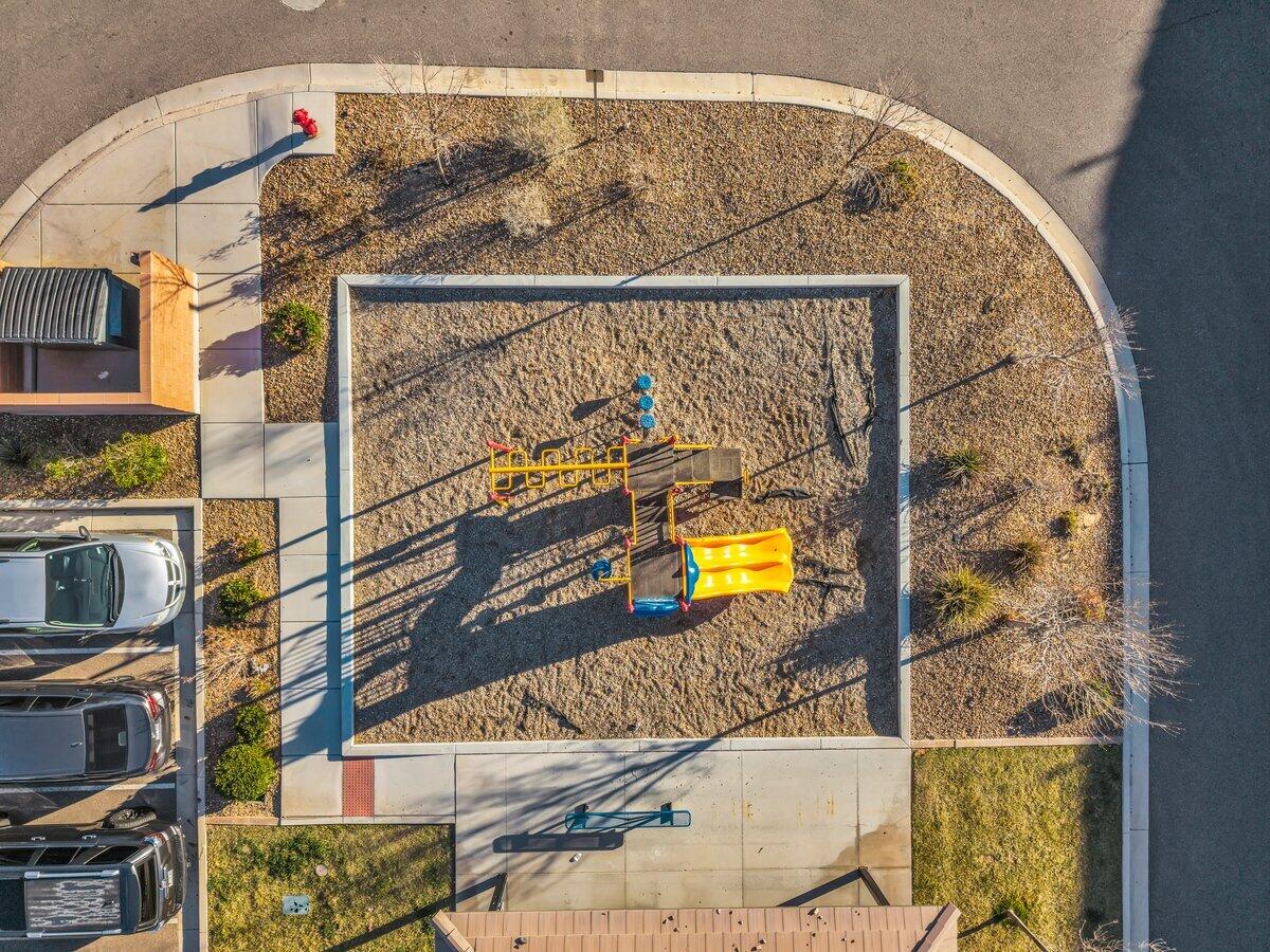 DESERT HILLS - Residential