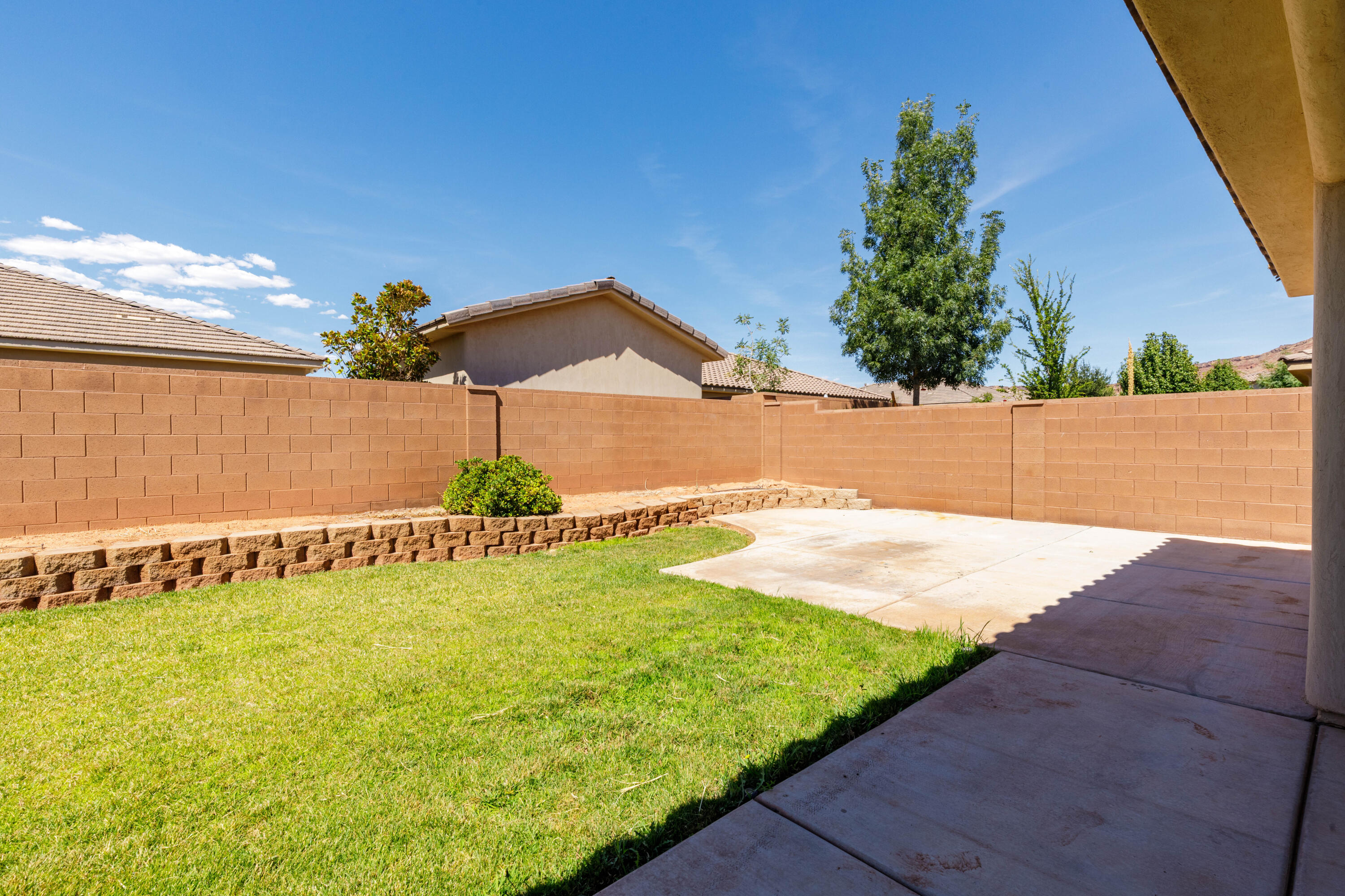 SUGAR PLUM IN THE FIELDS - Residential