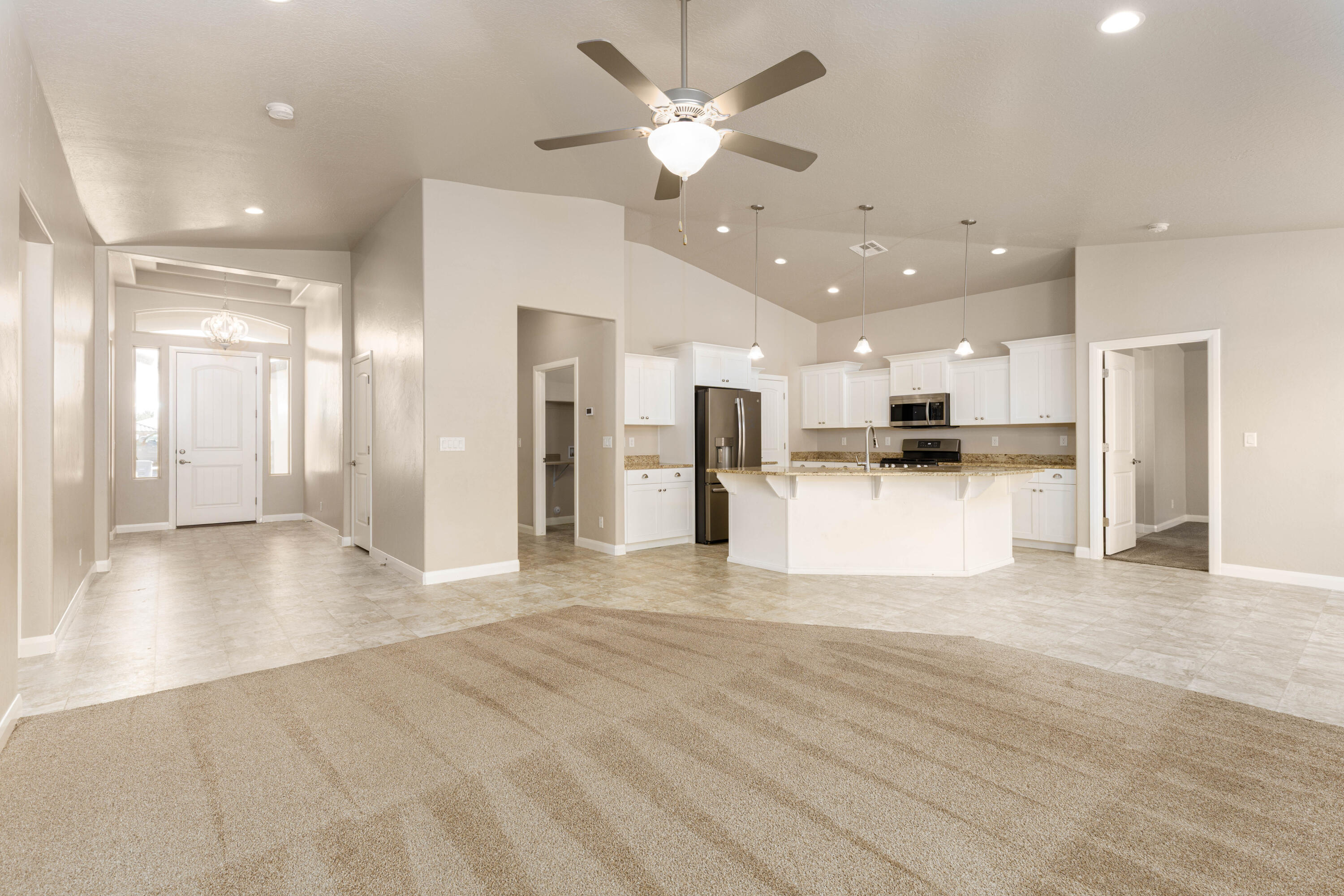 SUGAR PLUM IN THE FIELDS - Residential