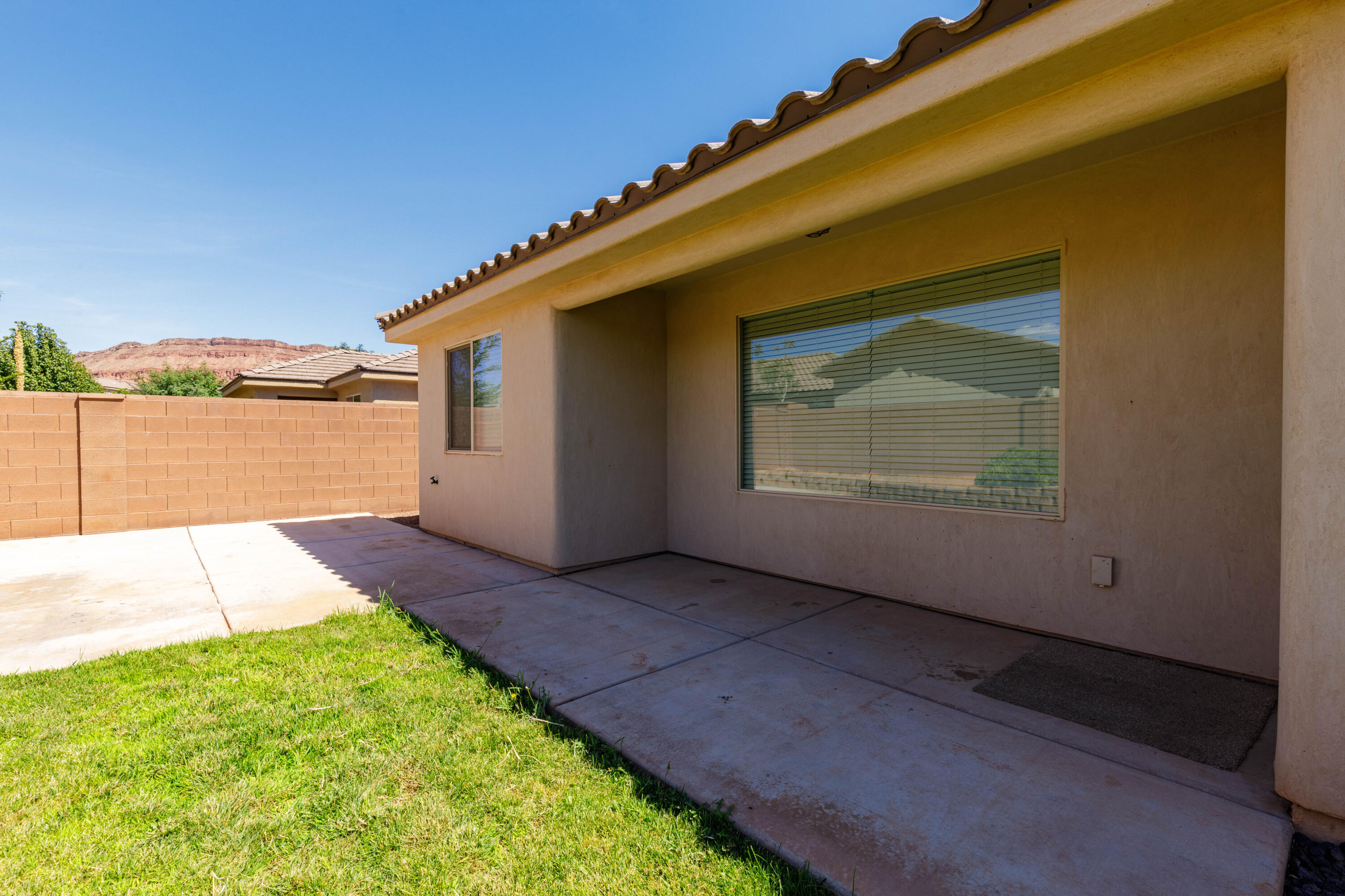 SUGAR PLUM IN THE FIELDS - Residential