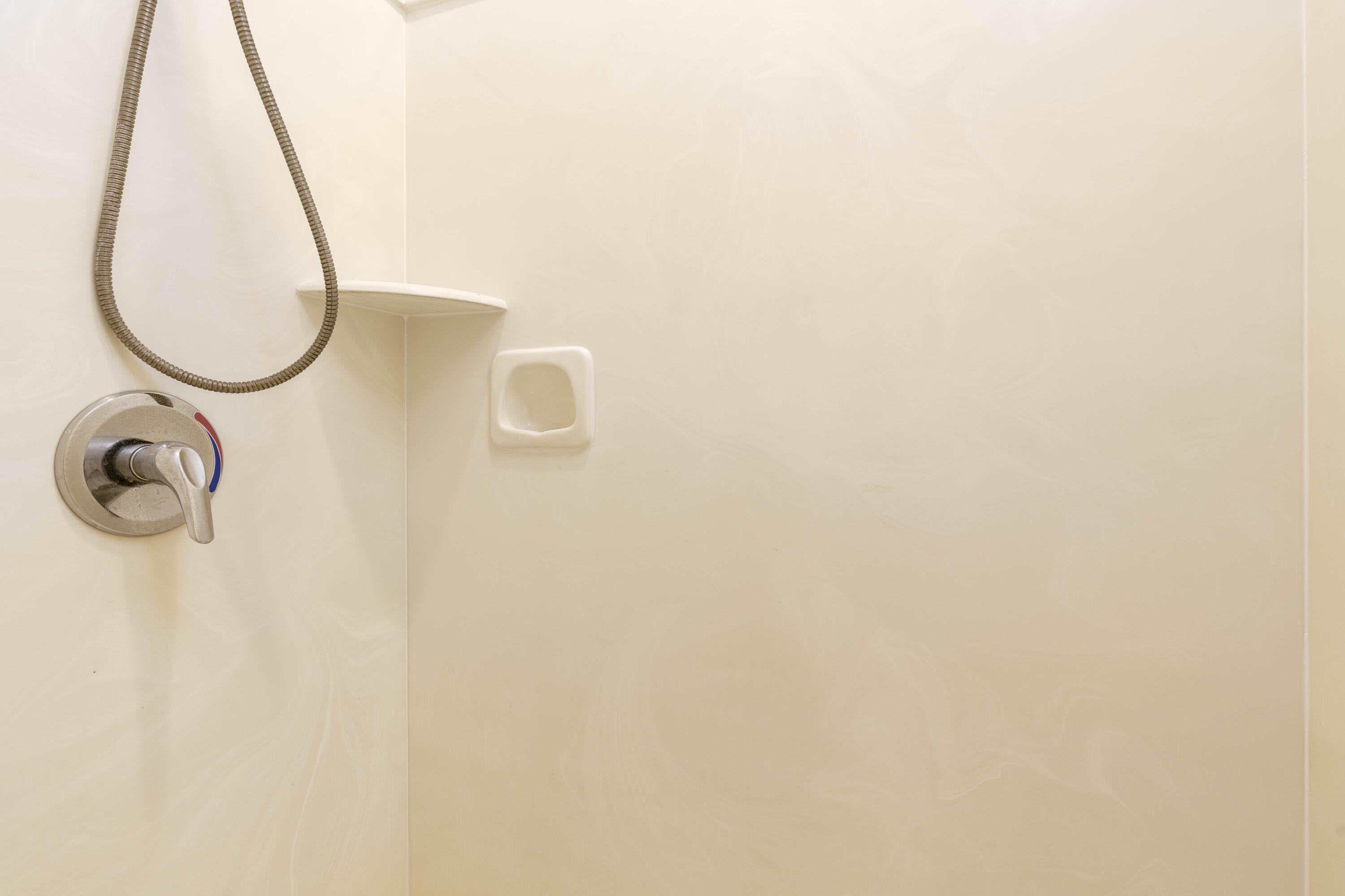 SUGAR PLUM IN THE FIELDS - Residential