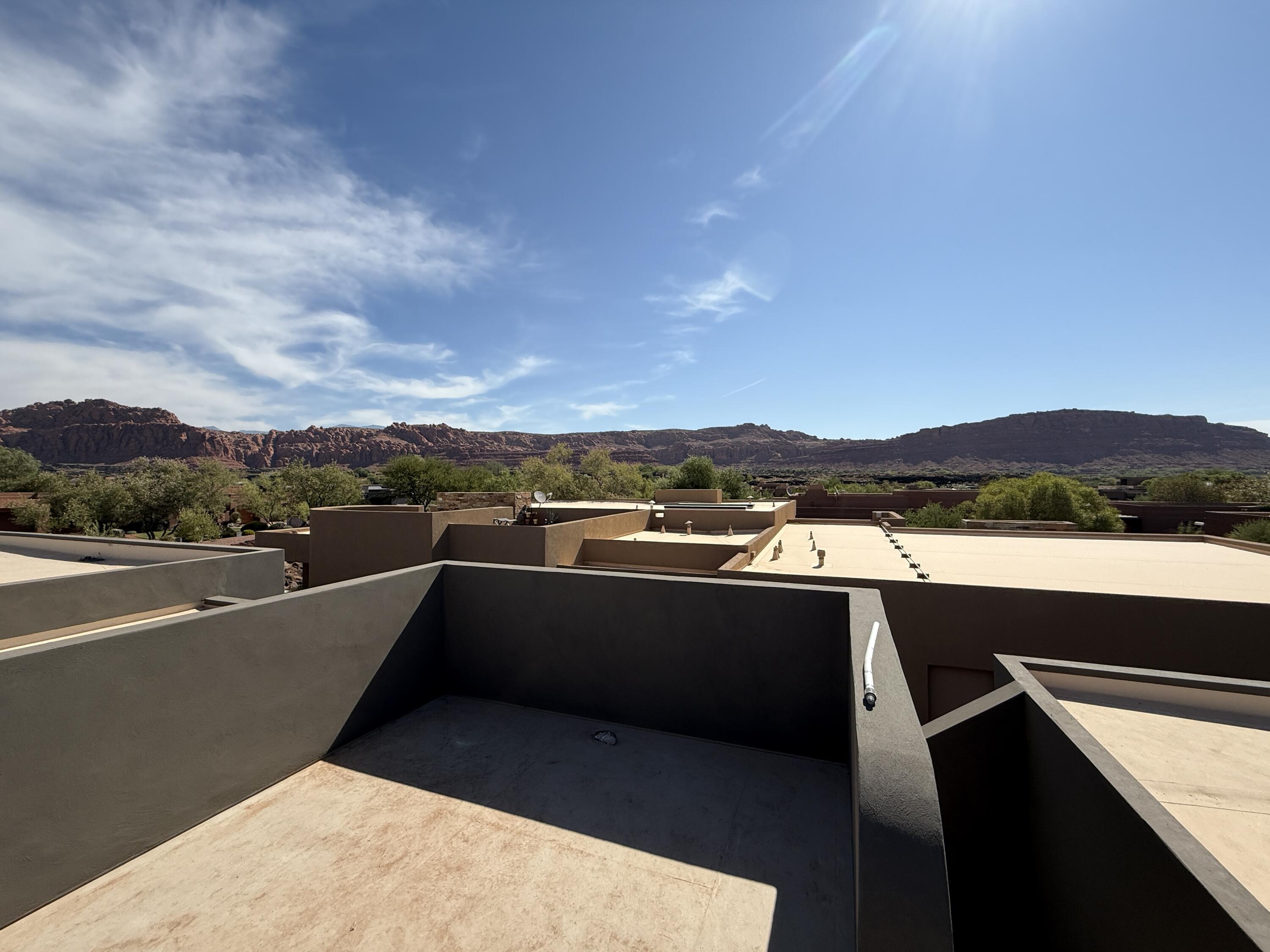 RESERVE OF ENTRADA SNOW CANYON PATIO HOMES - Residential