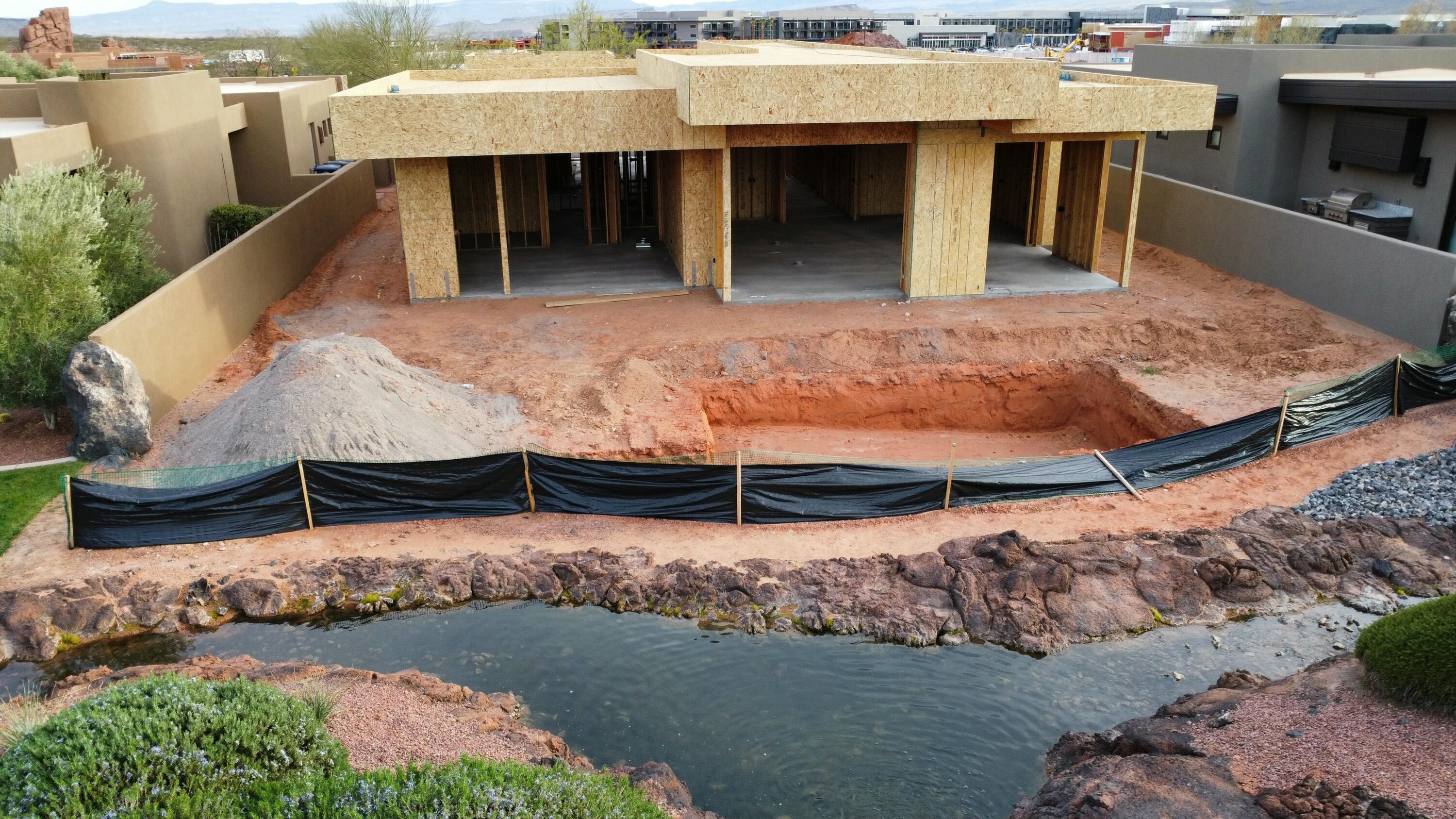 RESERVE OF ENTRADA SNOW CANYON PATIO HOMES - Residential