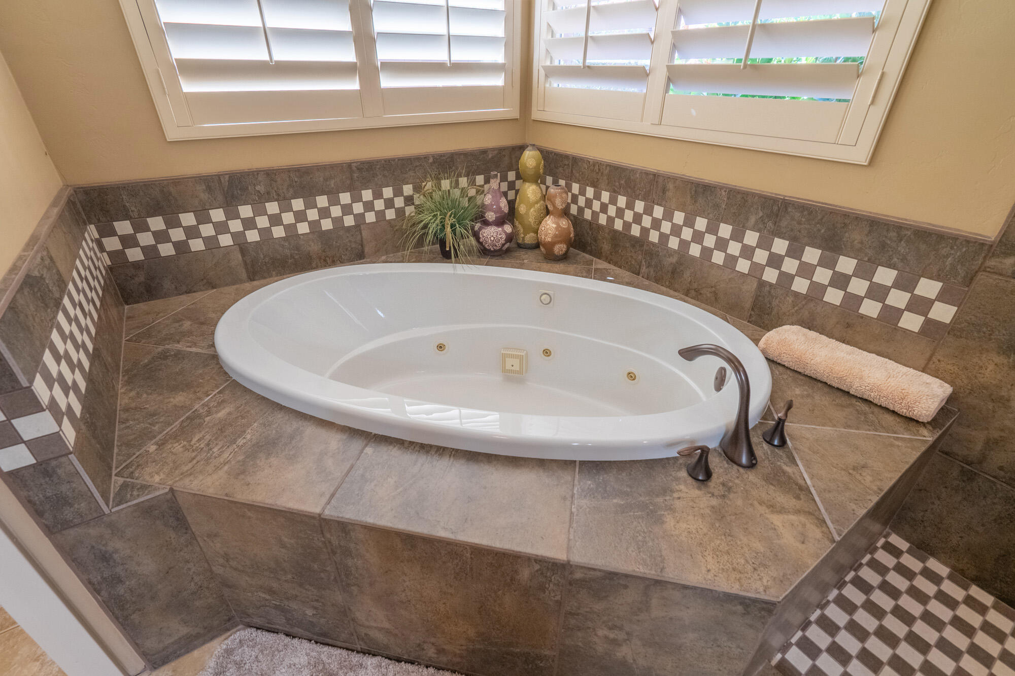 SILVERSTONE AT GREEN SPRINGS - Residential