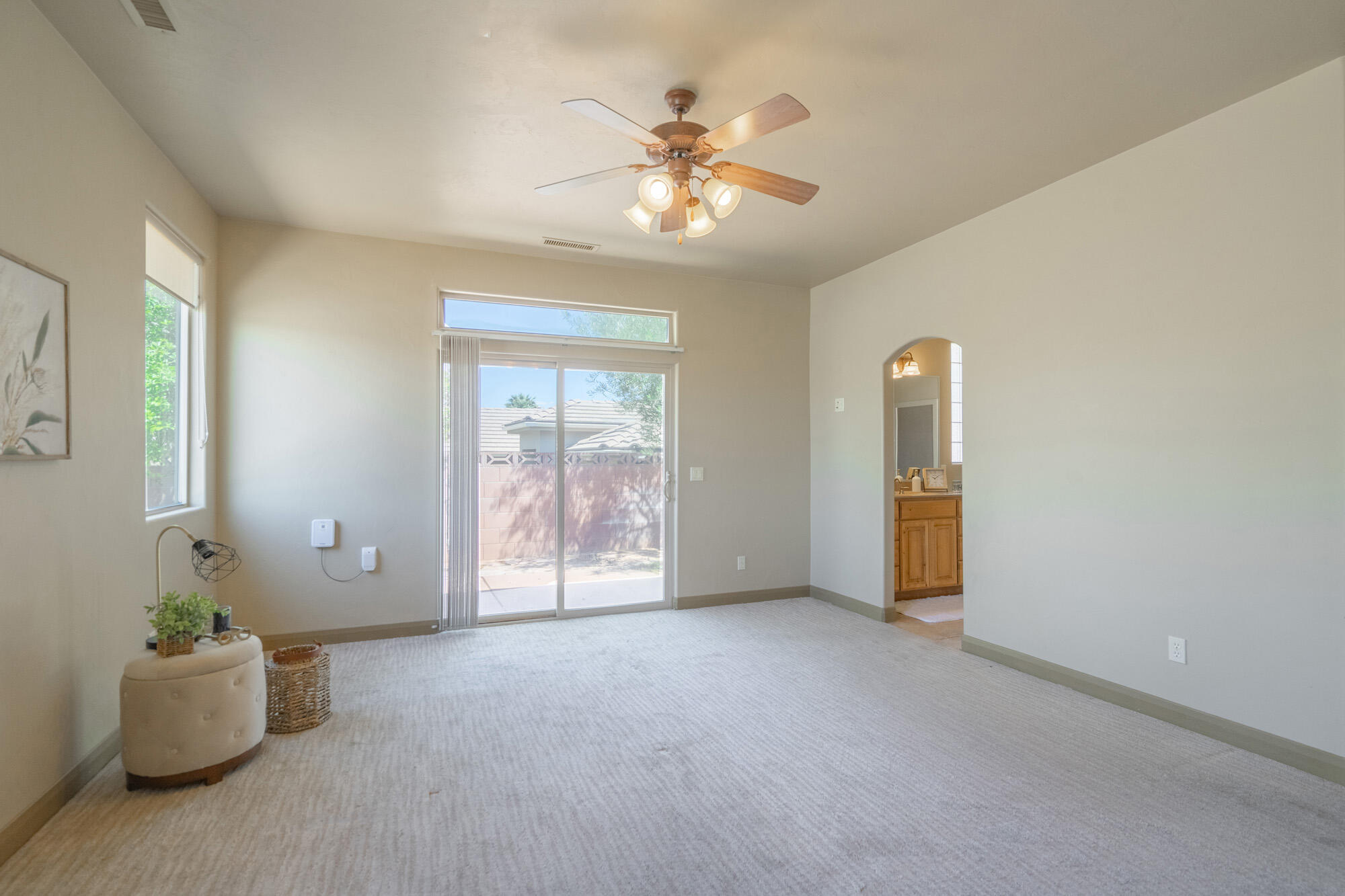 DESERT HILLS - Residential