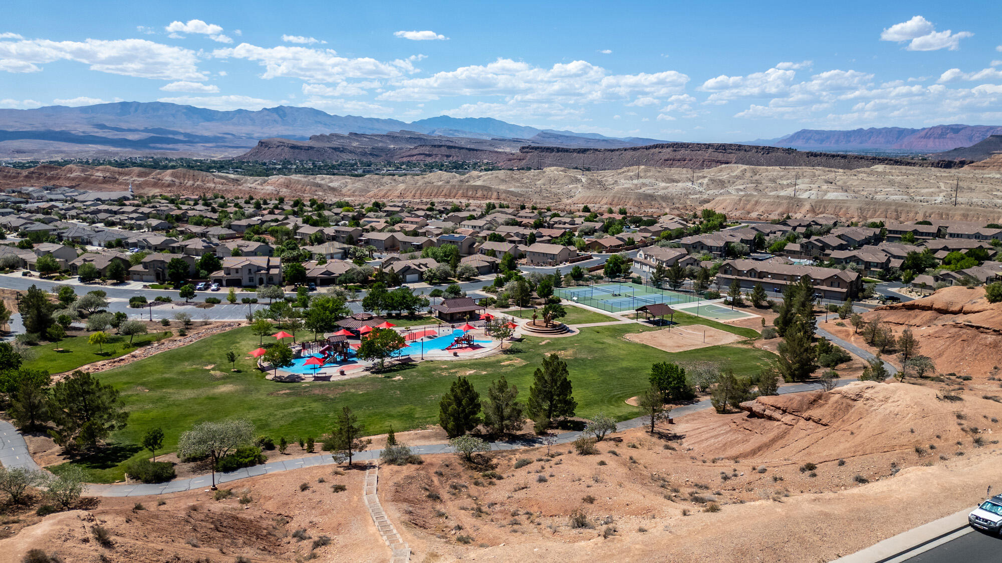 DESERT HILLS - Residential