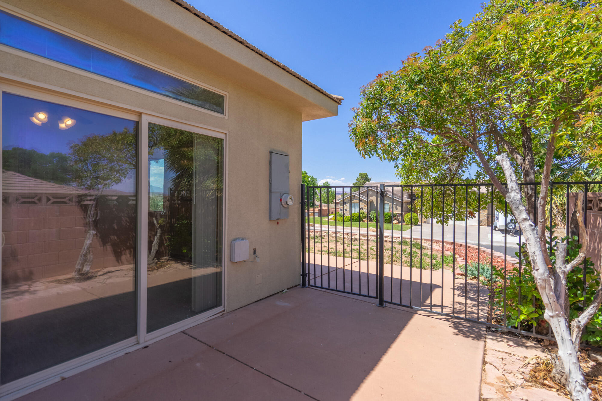 DESERT HILLS - Residential