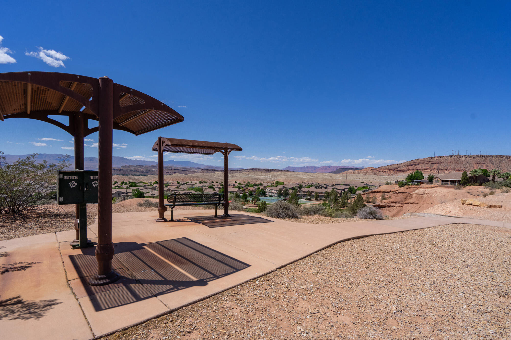 DESERT HILLS - Residential