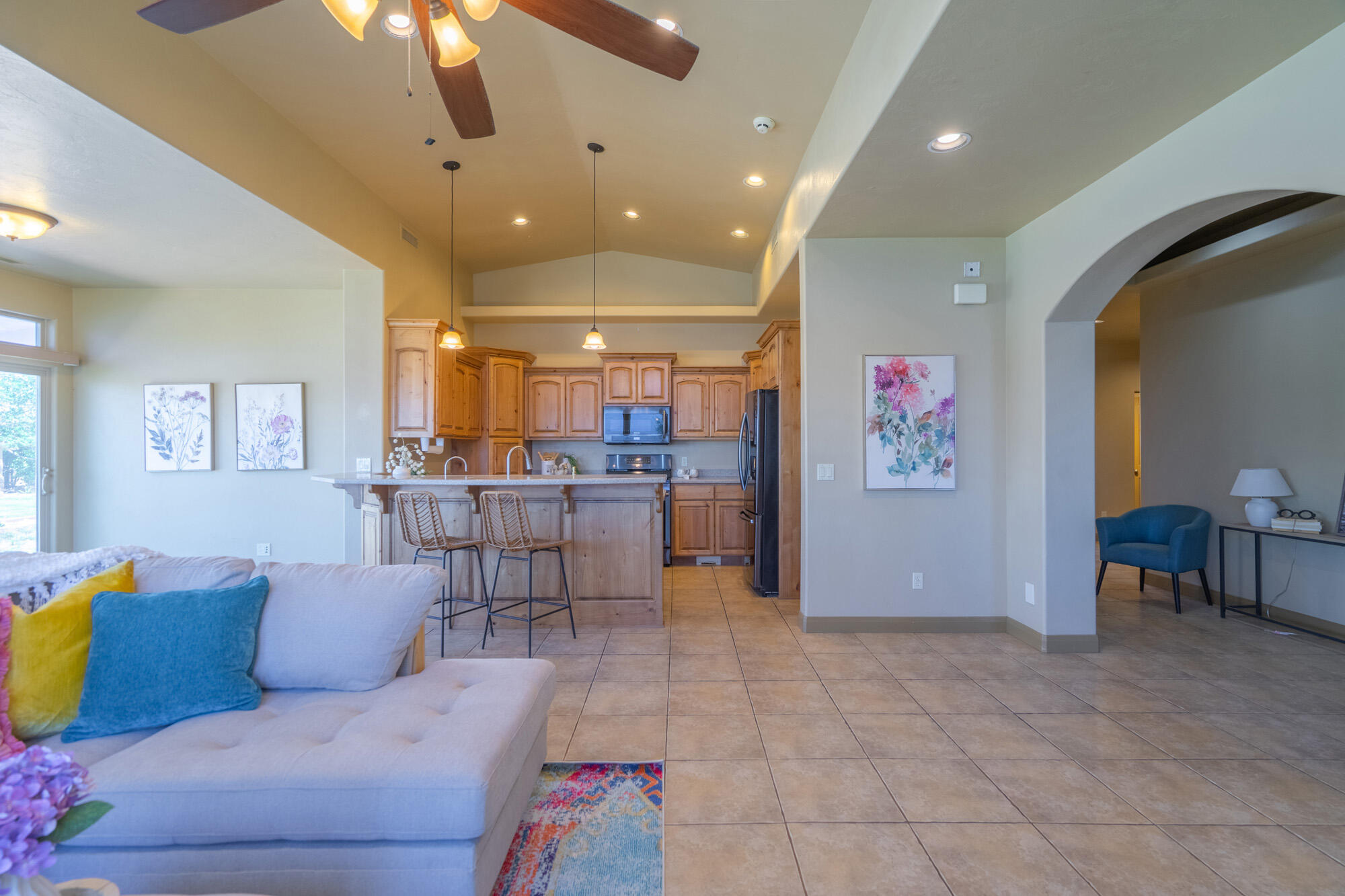 DESERT HILLS - Residential