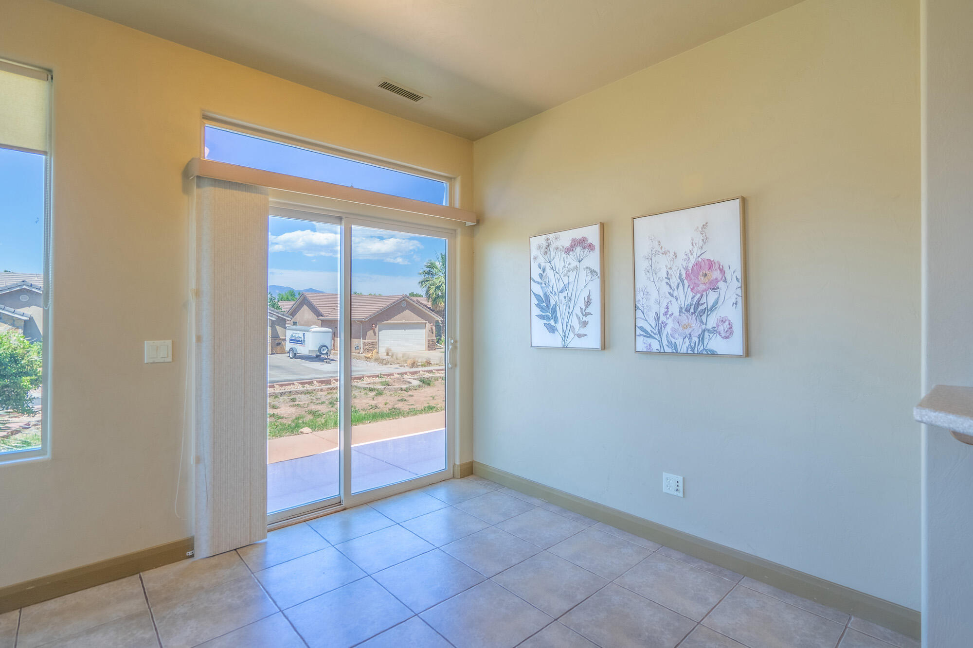 DESERT HILLS - Residential