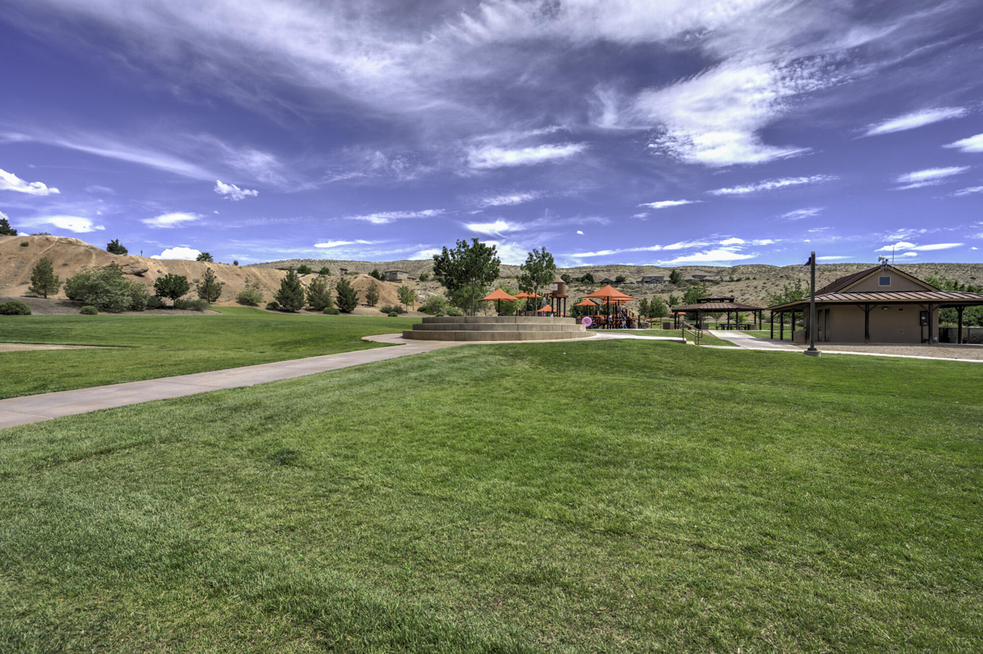 DESERT HILLS - Residential