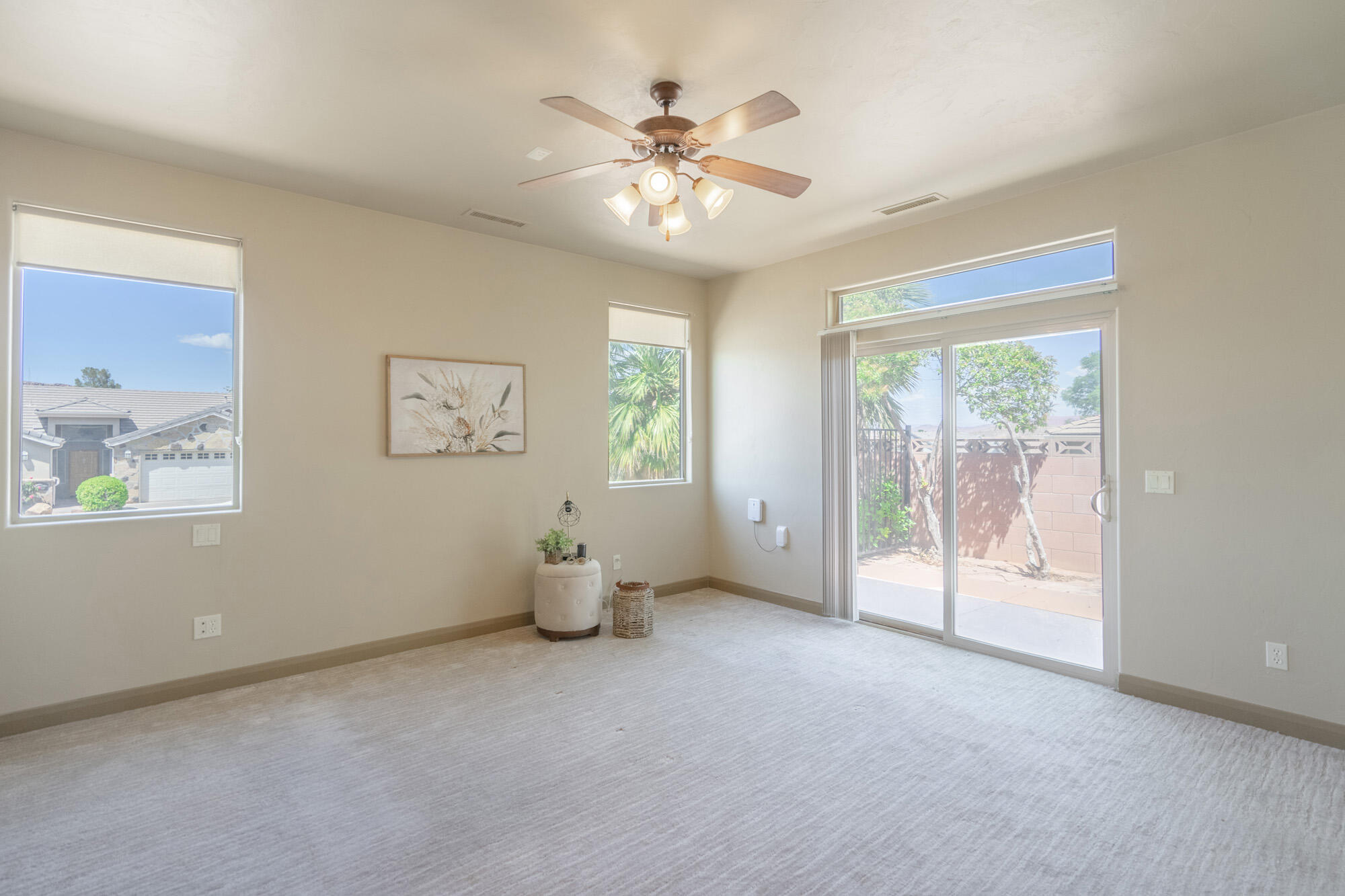DESERT HILLS - Residential