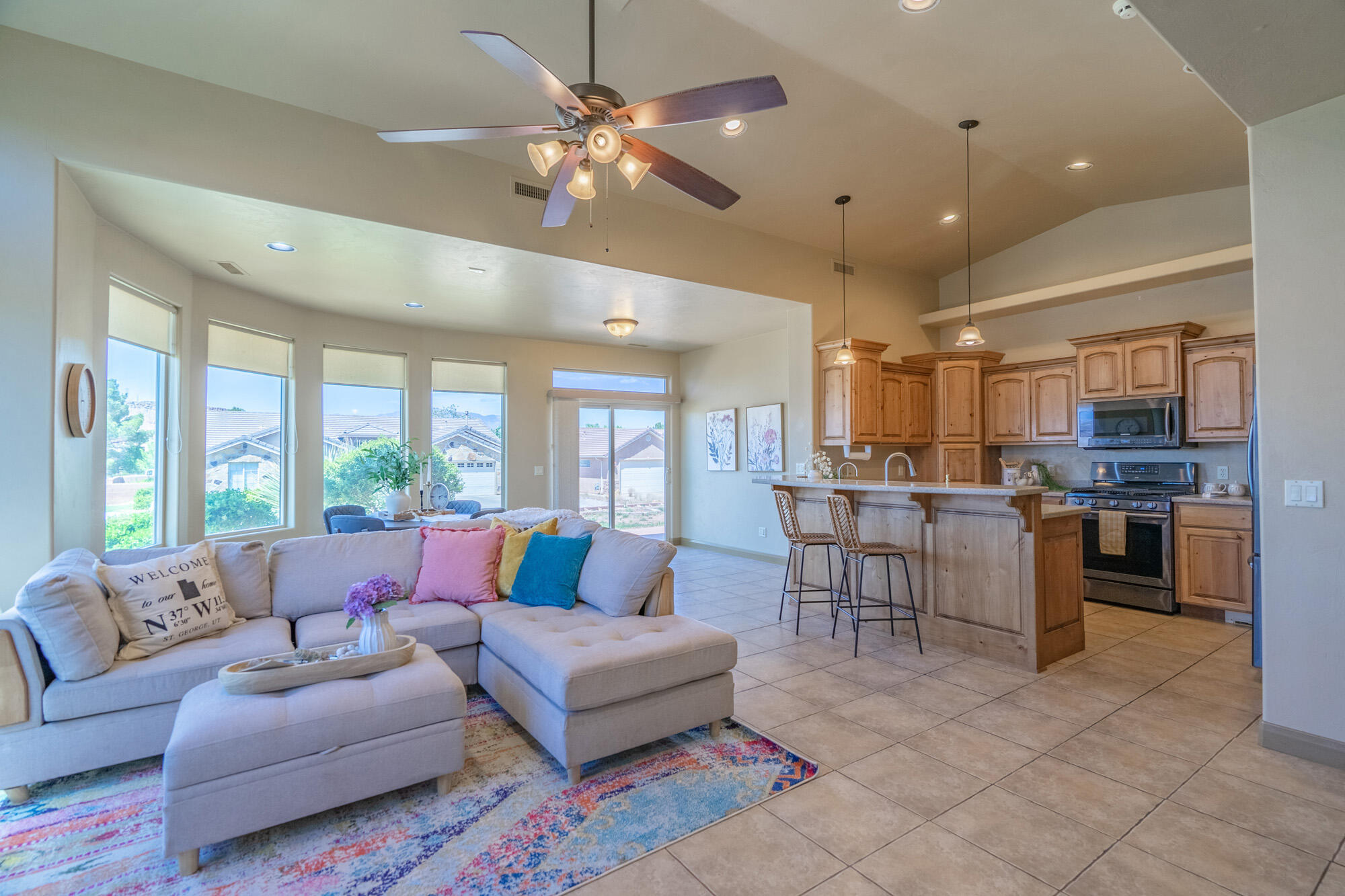 DESERT HILLS - Residential