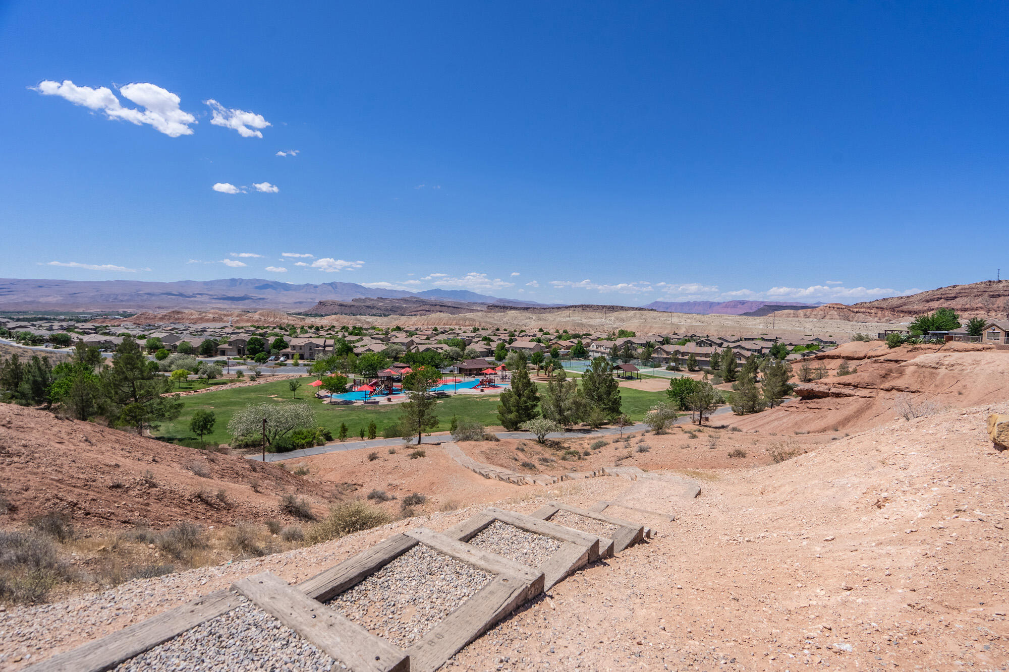 DESERT HILLS - Residential